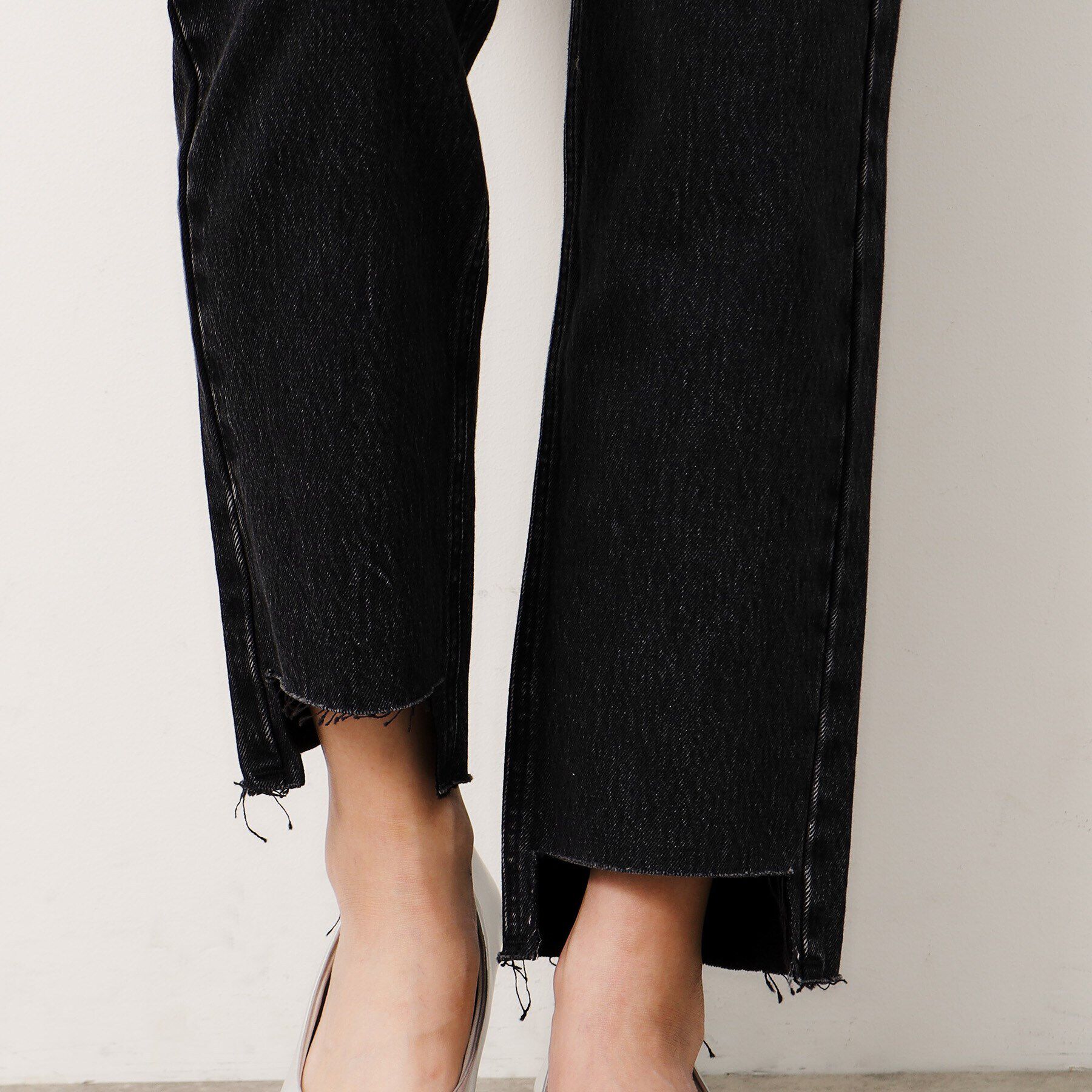 OPAQUE.CLIP「≪Lee別注≫ステップヘムテーパードデニムパンツ」|デニム|