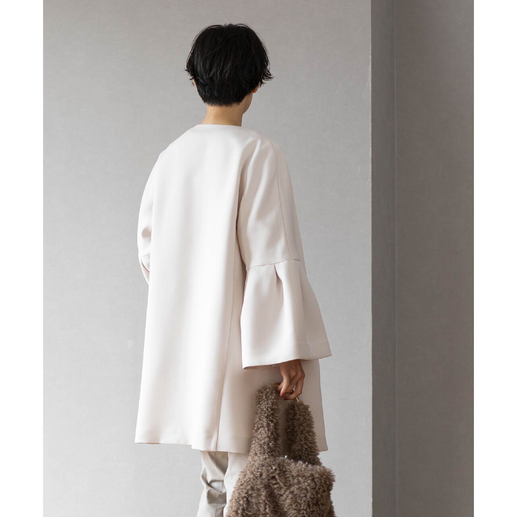 OPAQUE.CLIP「フレアスリーブミドルコート【洗える】」|ノーカラーコート|