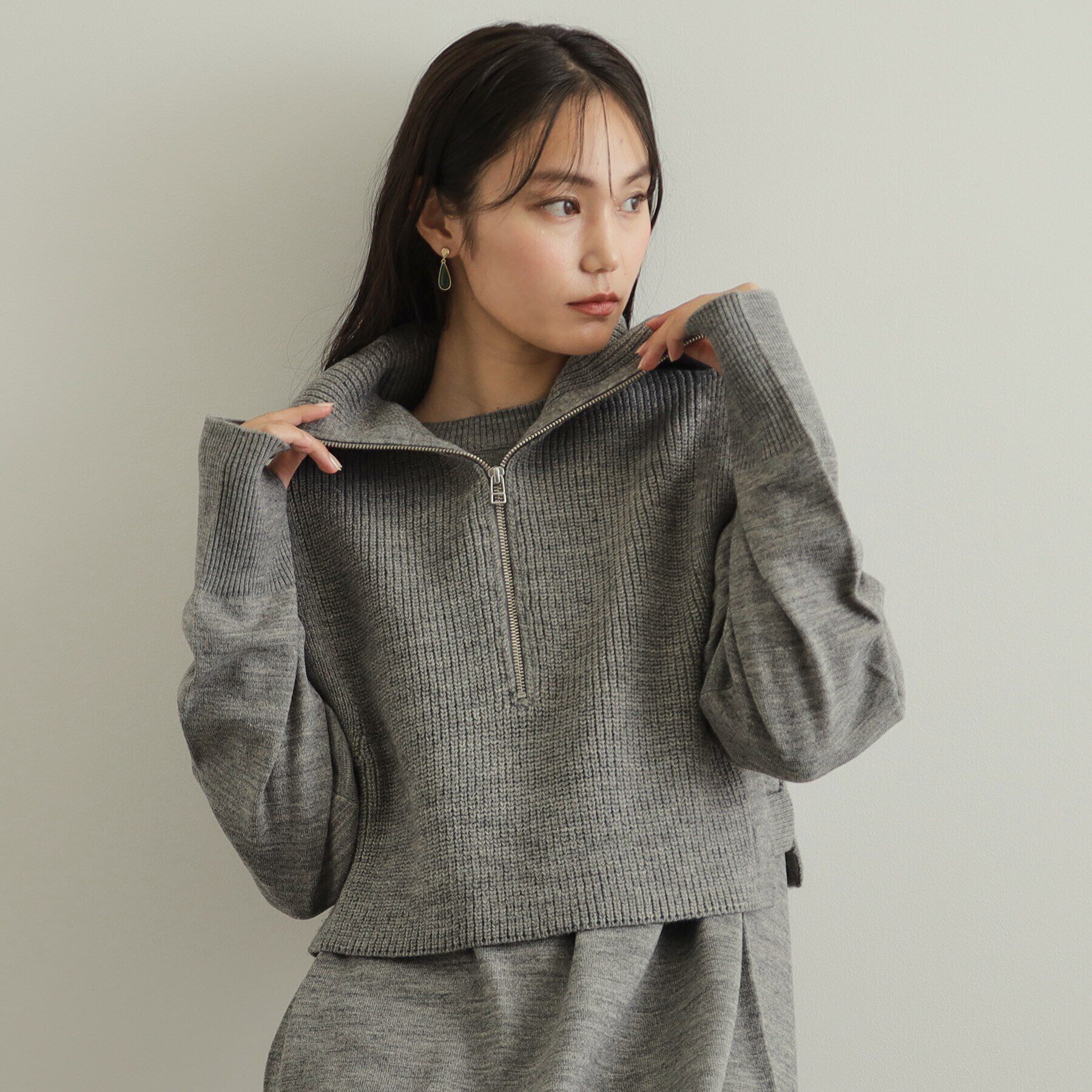 OPAQUE.CLIP「≪ツインセット≫ハーフZIPベスト&times;ニットワンピース【洗濯機洗い可】」|ワンピース|