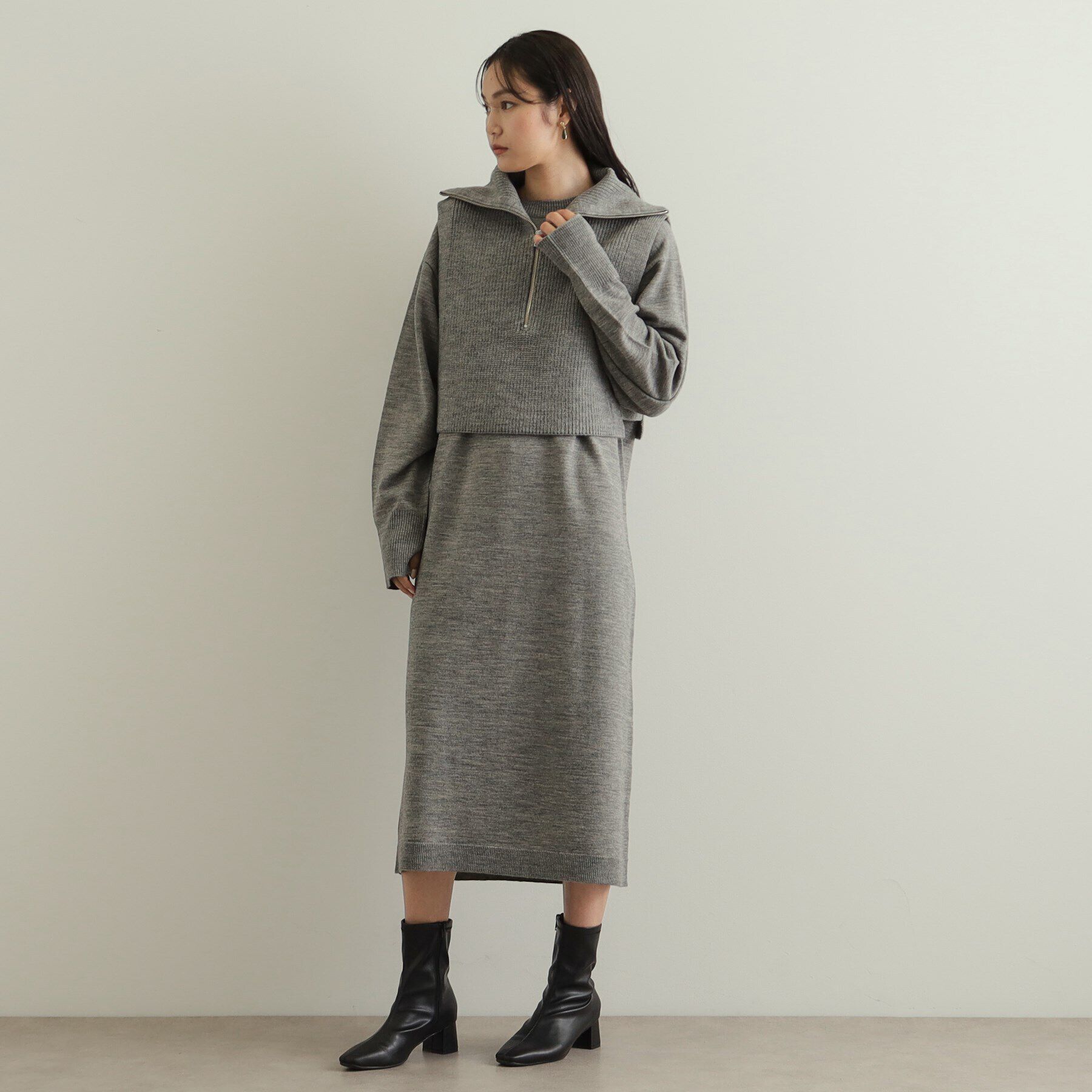 OPAQUE.CLIP「≪ツインセット≫ハーフZIPベスト&times;ニットワンピース【洗濯機洗い可】」|ワンピース|
