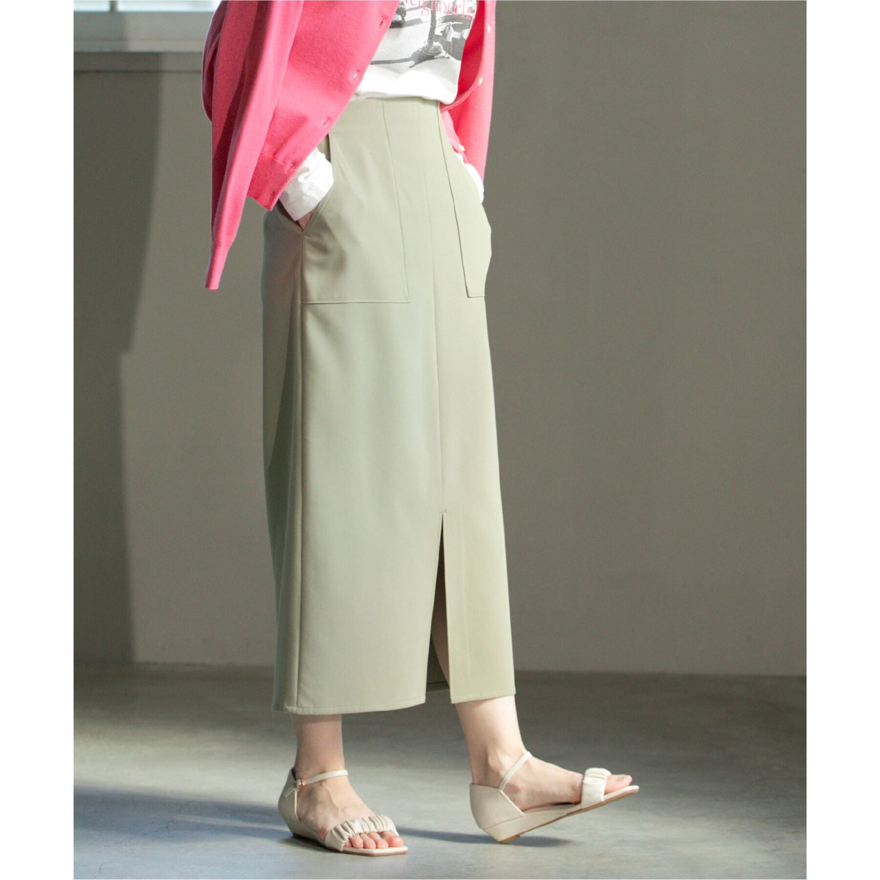 OPAQUE.CLIP「ストレッチダブルポケットタイトスカート【洗濯機洗い可/防シワ】」|スカート|カーキ(027)