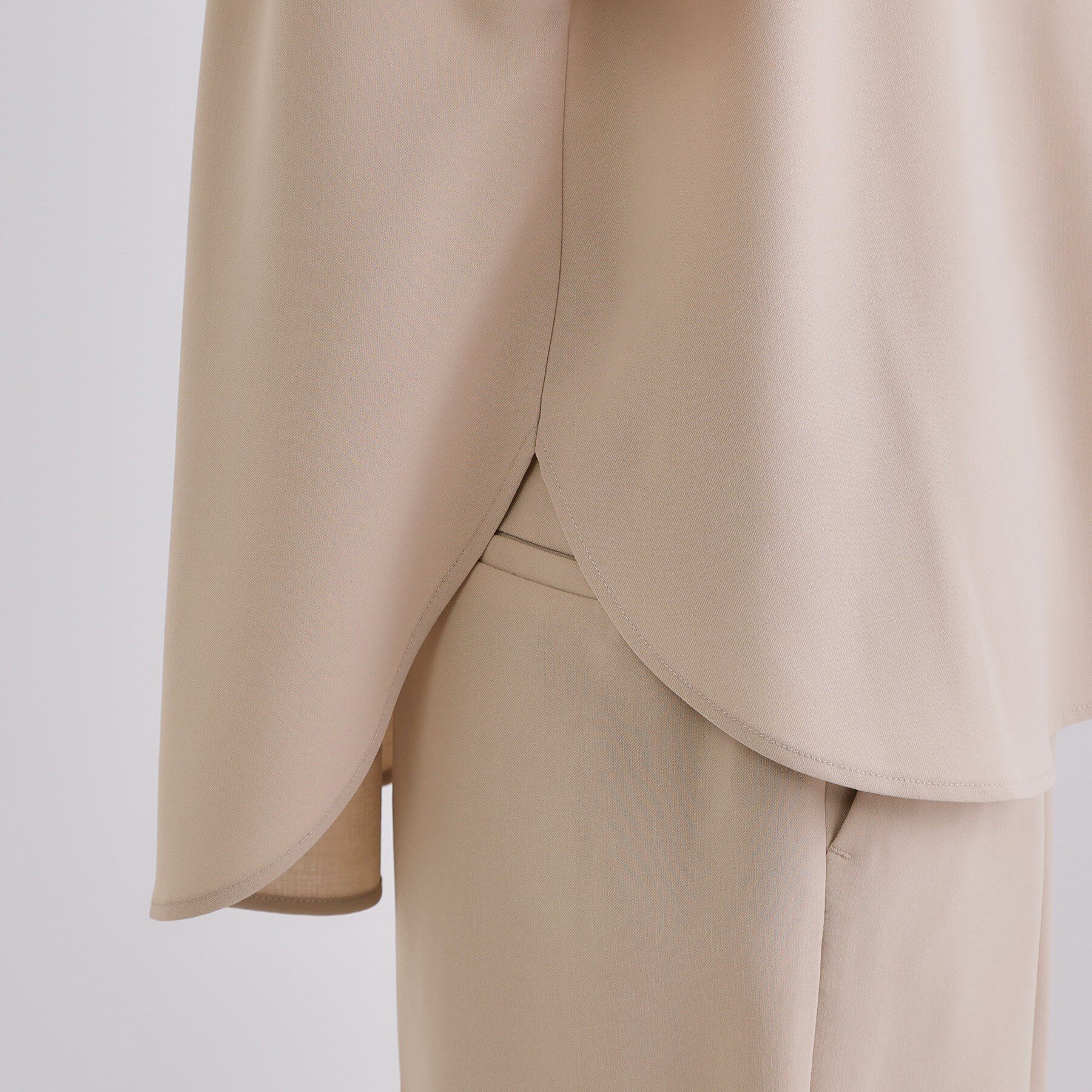 OPAQUE.CLIP「《7色展開/SS-LLサイズ》ストレッチスキッパーブラウス/セットアップ対応【洗濯機洗い可/防シワ】」|シャツ・ブラウス|