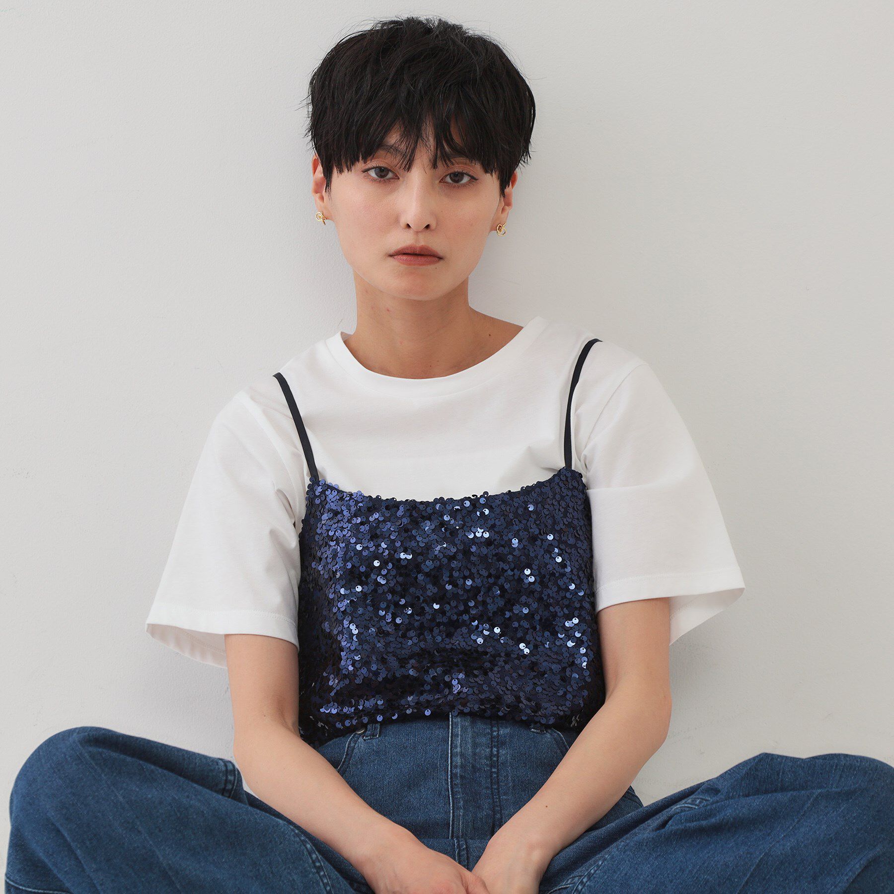 OPAQUE.CLIP「《ツインセット》スパンコールキャミ&times;Tシャツ【洗濯機洗い可】」|その他|ネイビー(094)