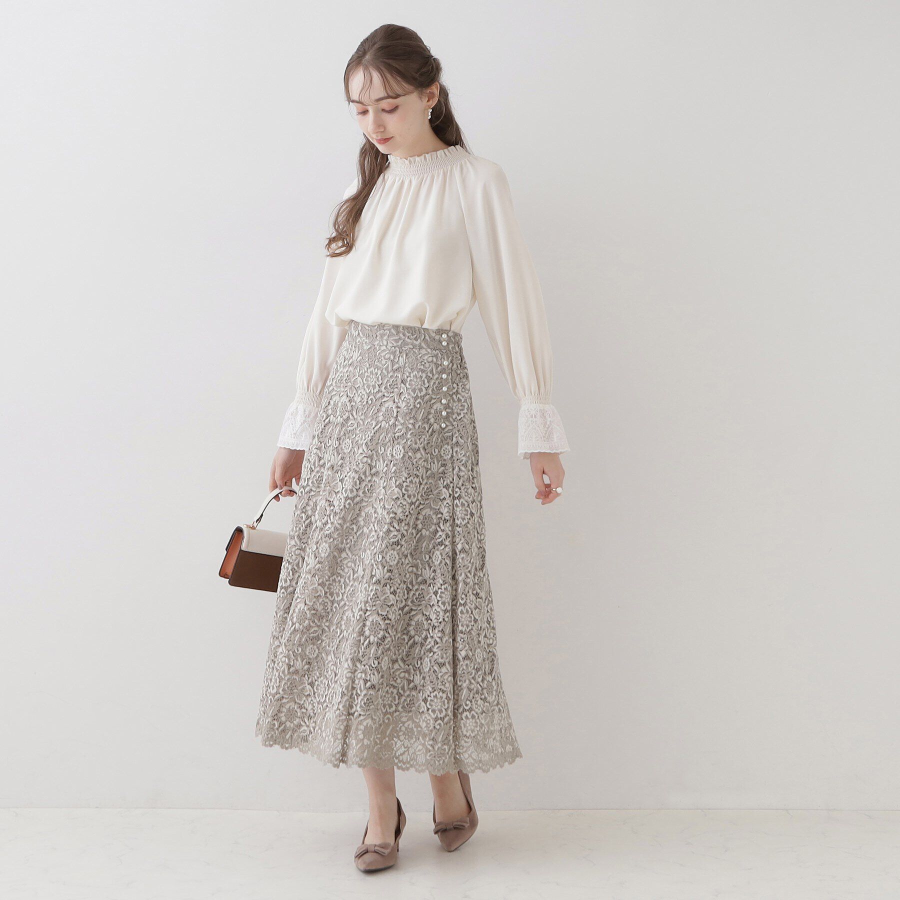 Couture broach「【華やか主役スカート】アイテムポイントパール調コードレーススカート」|スカート|