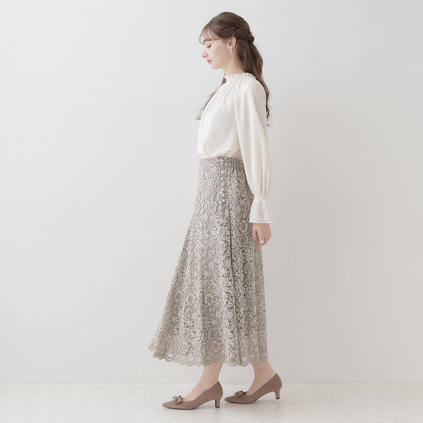 Couture broach「【華やか主役スカート】アイテムポイントパール調コードレーススカート」|スカート|