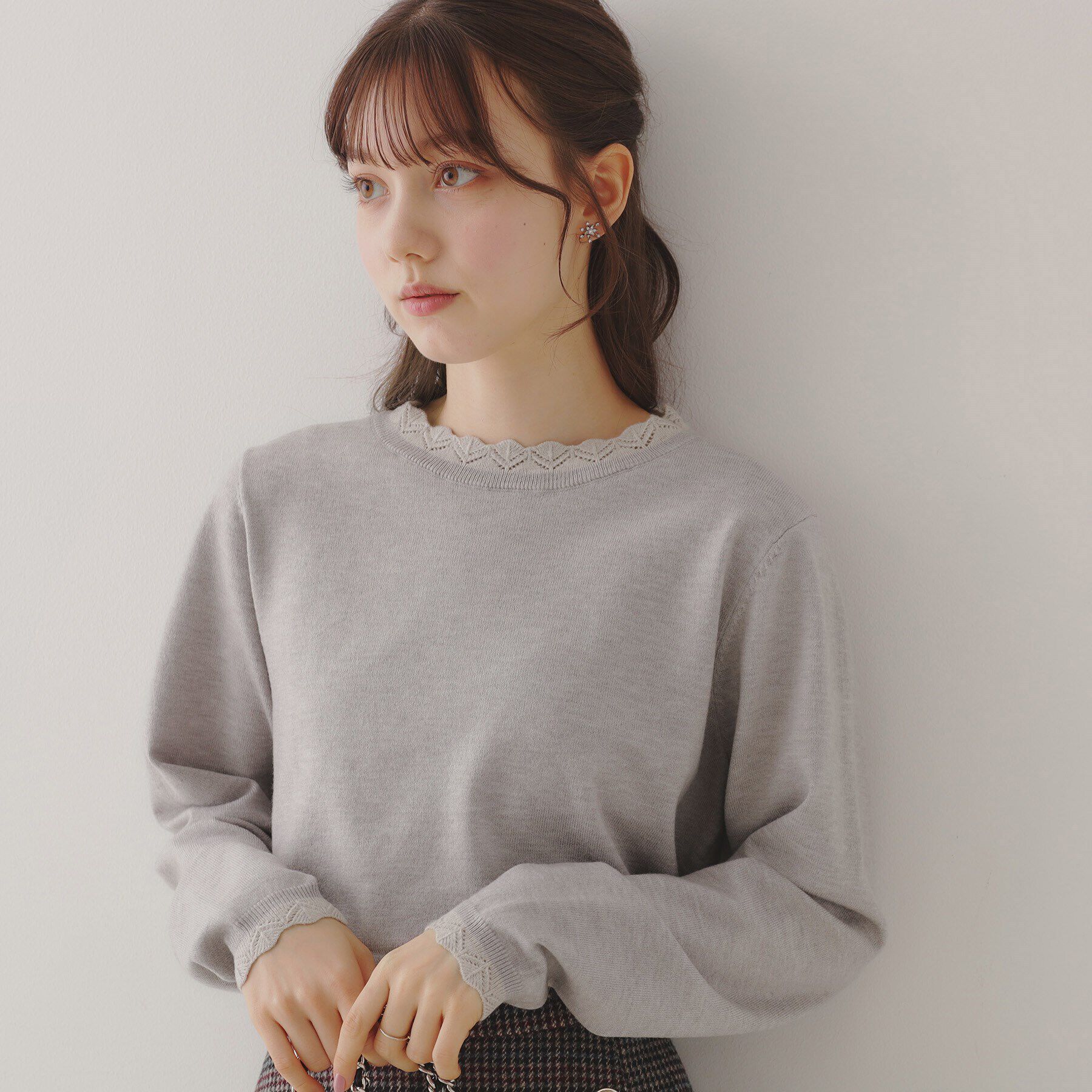 Couture broach「【プチプラ・上品&times;シンプルなニット】サステナブル 配色透かしスカラニット」|ニット・セーター|