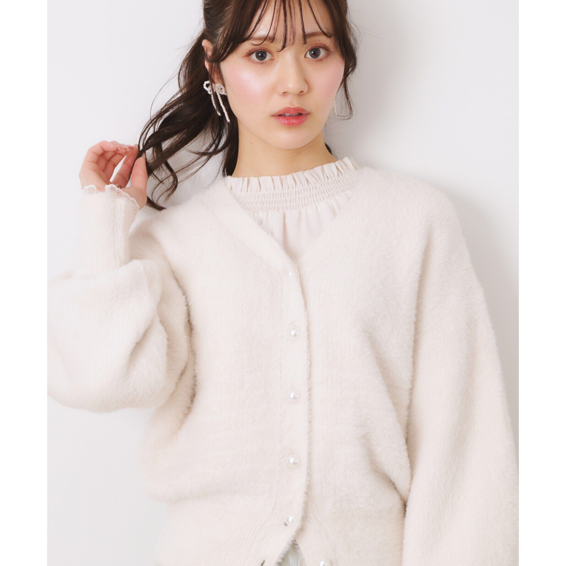 Couture broach「【春めく・ふわふわ】短毛フェザーカーディトップス」|カーディガン|