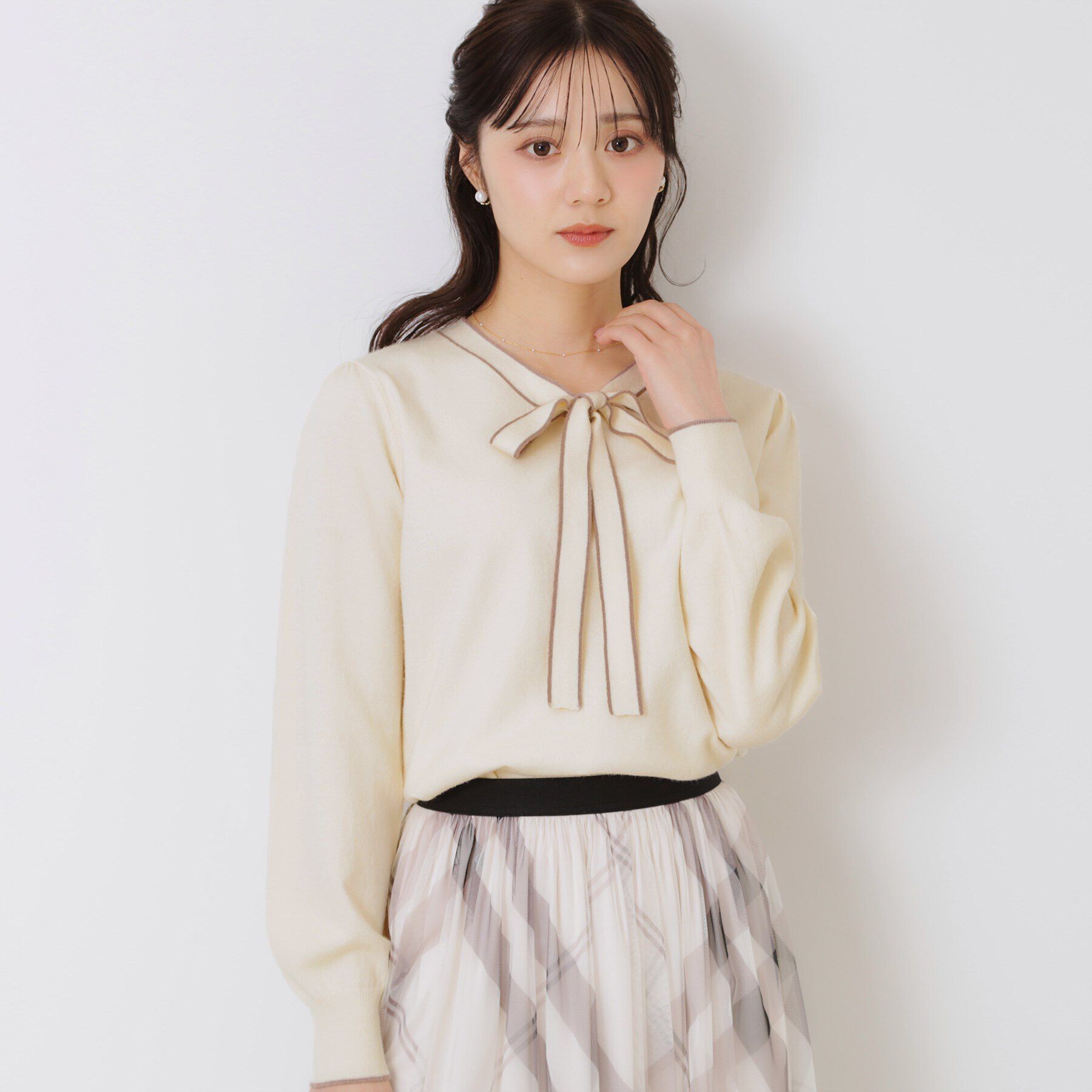 Couture broach「【レディライクな華奢見せニット】配色ラインリボンタイニット」|ニット・セーター|