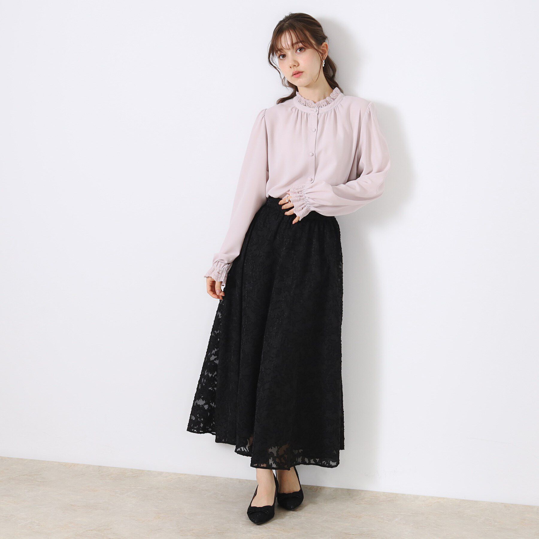 Couture broach「【春の華やぎ無地見えスカート】カットジャカードフラワースカート」|スカート|ブラック(019)