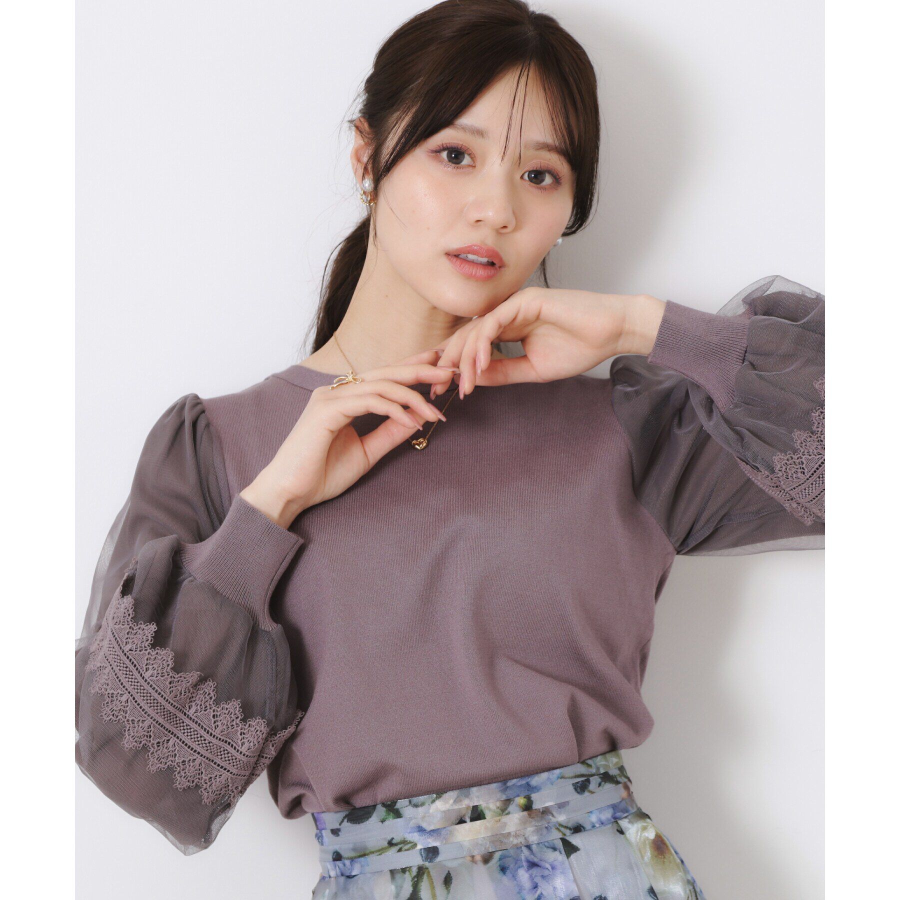 Couture broach「【大人フェミニン・ぽわん袖】レース・チュールドッキングニット」|ニット・セーター|チャコールグレー(0