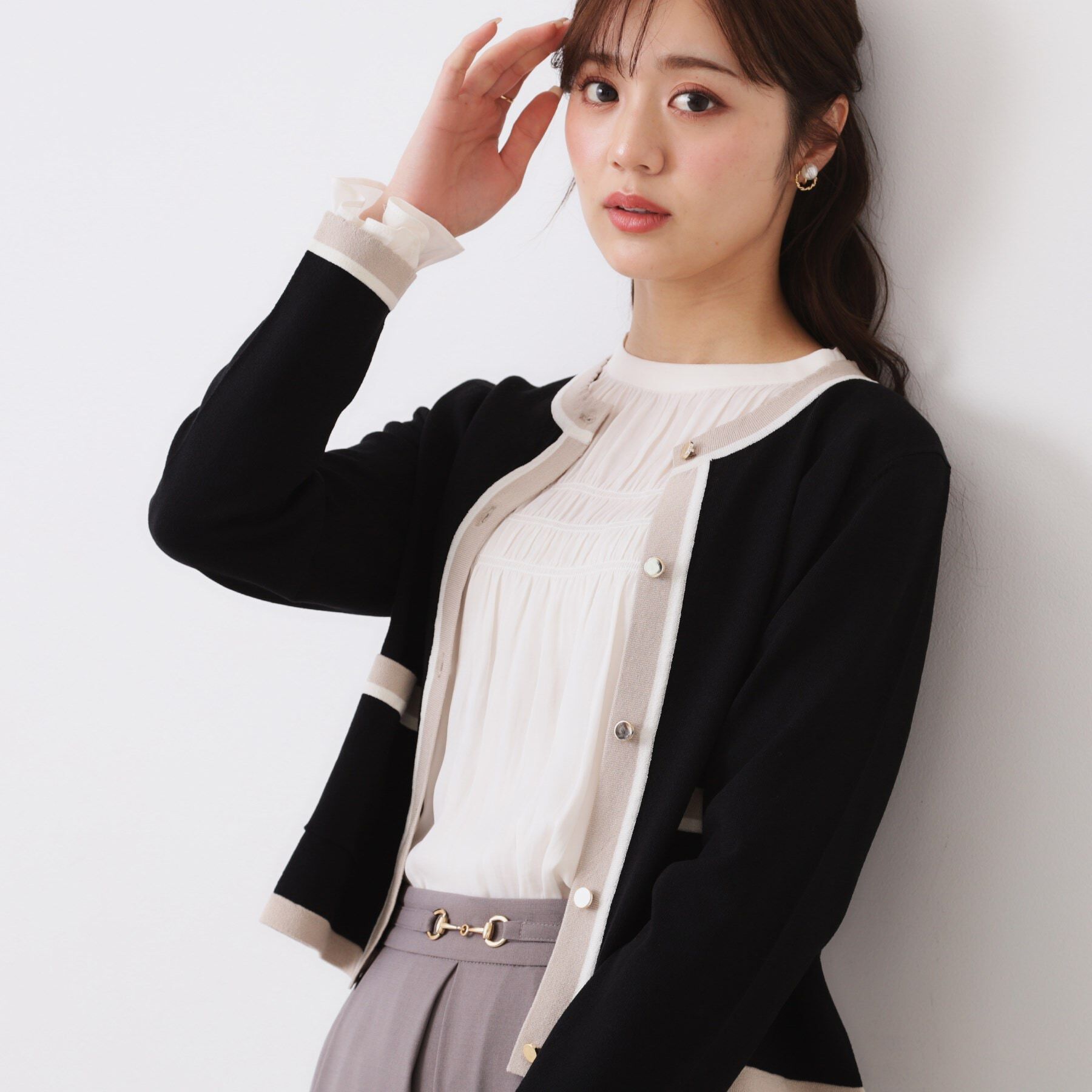 Couture broach「【きれいめ・通勤・初夏まで着られる】配色ラメカーディガン」|カーディガン|ブラック(019)