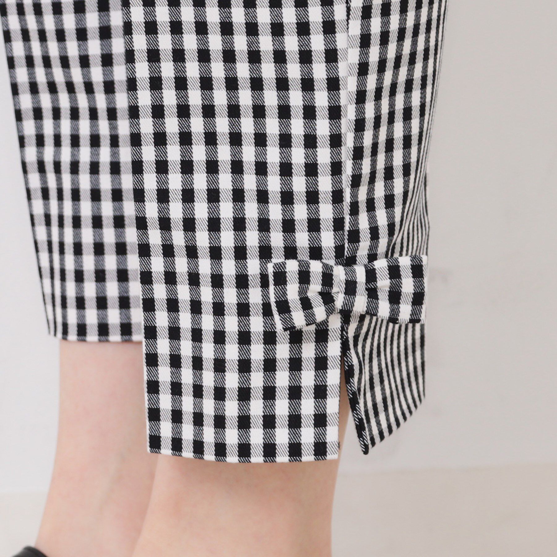 Couture broach「【スッキリ見え・美脚・通勤】リボンポイントサテストパンツ」|その他|