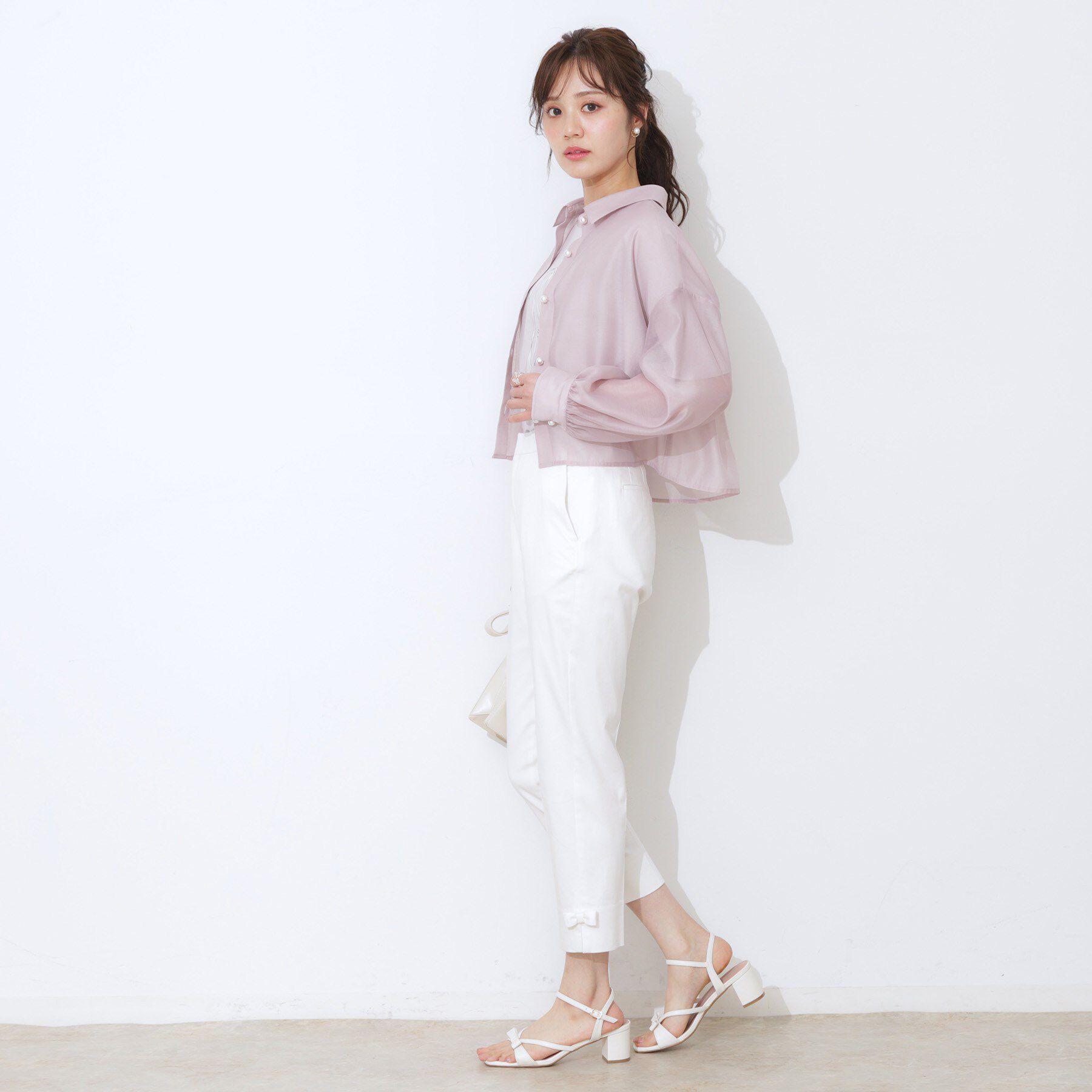 Couture broach「【洗える・オシャレな透け感】パール調ボタンシアーシャツ」|シャツ・ブラウス|