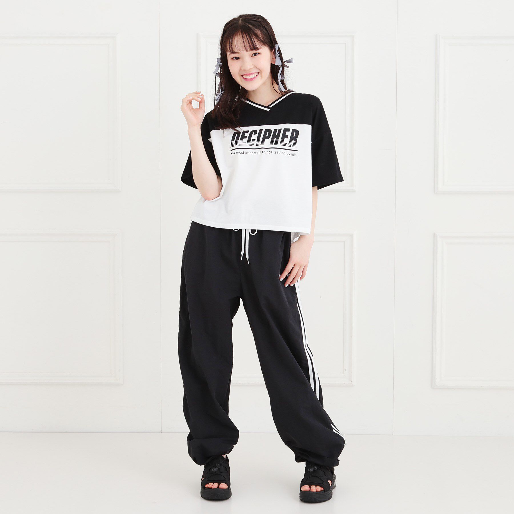 PINK-latte「Vネック切替Tシャツ」|Tシャツ・カットソー|