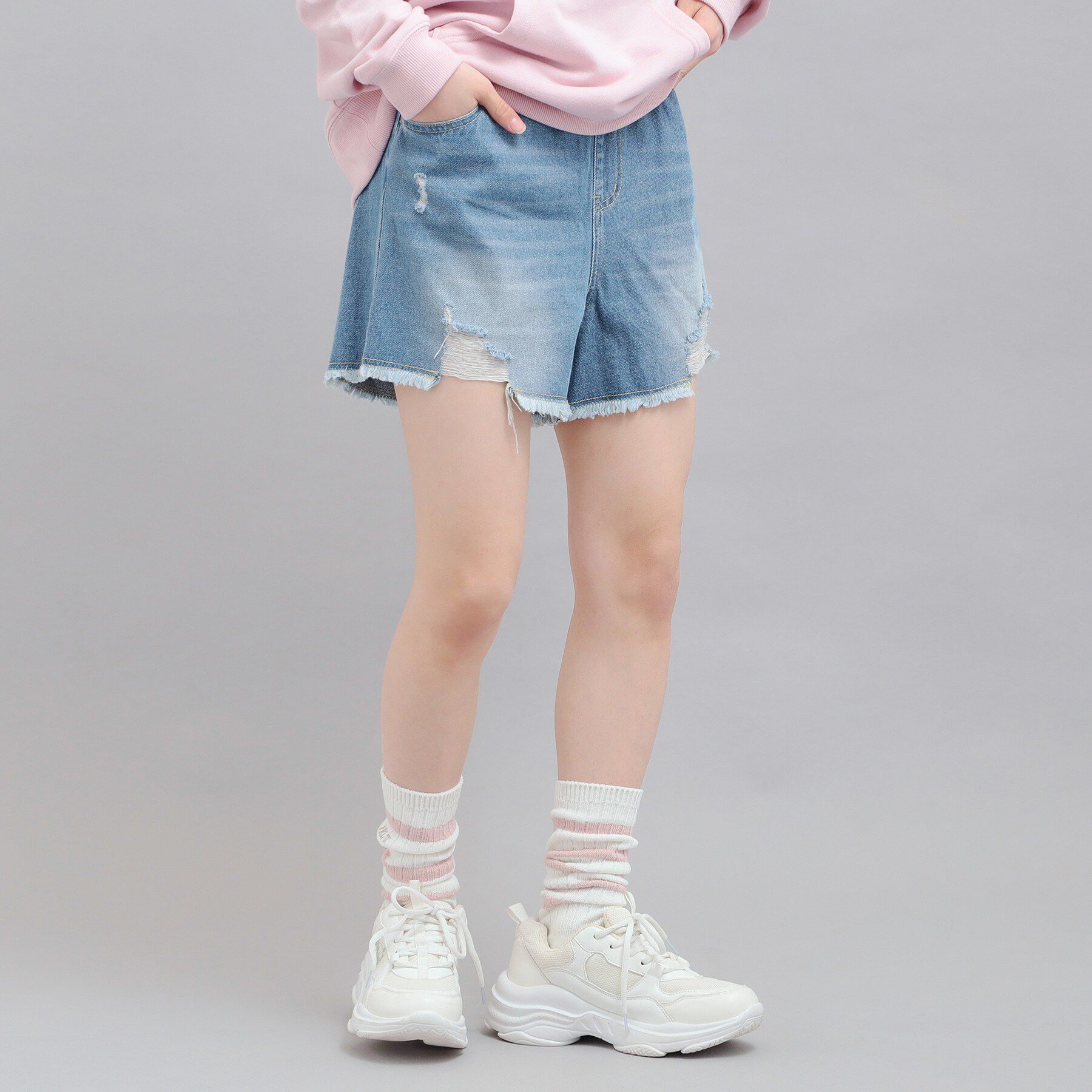 PINK-latte「デニムツイルダメージショートパンツ」|その他|