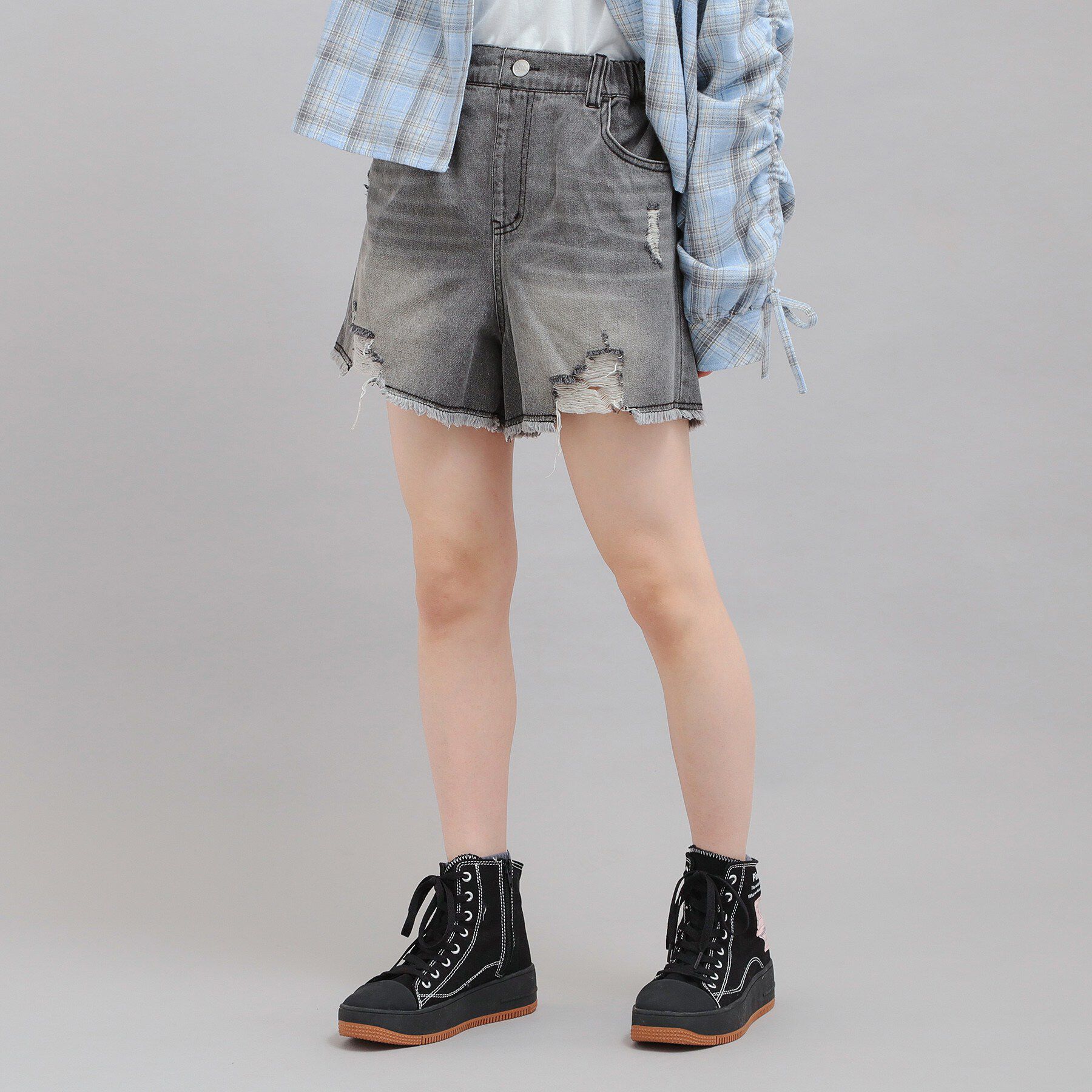 PINK-latte「デニムツイルダメージショートパンツ」|その他|ブラック(419)