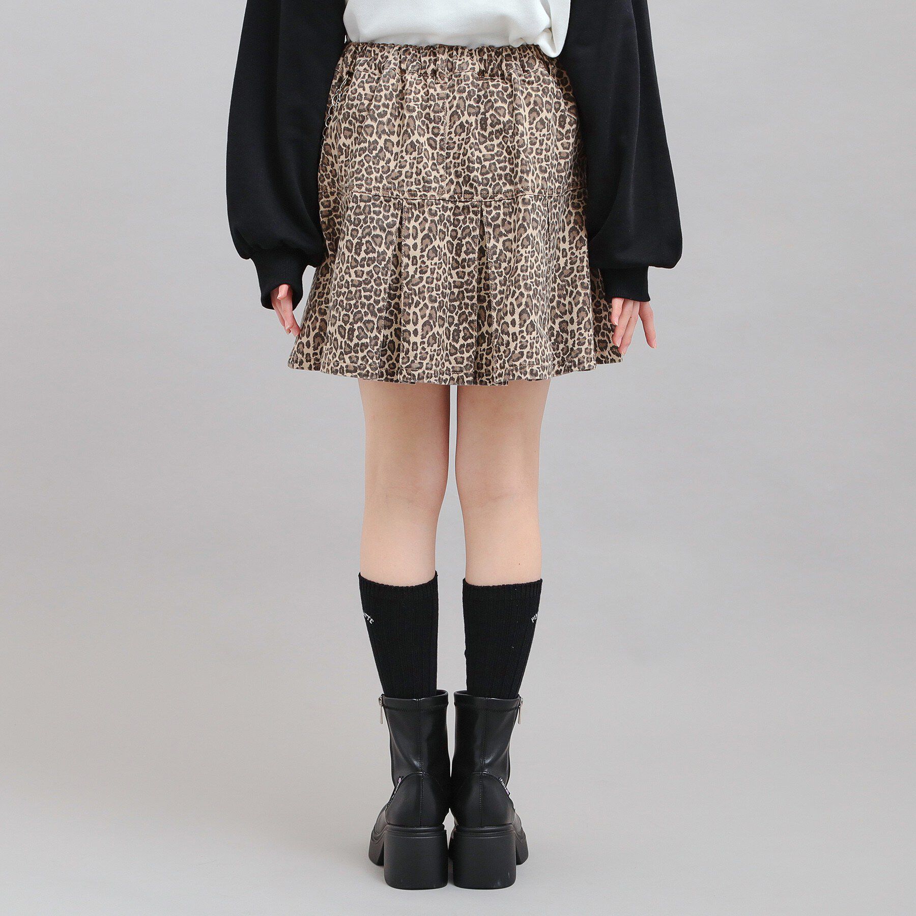 PINK-latte「チェーン付きプリーツスカート」|スカート|