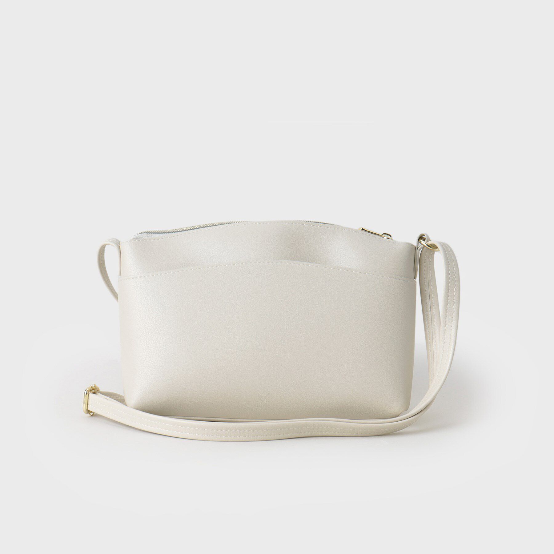 THE SHOP TK「【＠BAILA掲載】人間工学エアルダーミニショルダー/軽量/美しさと快適を両立」|ショルダー・メッセンジャー|