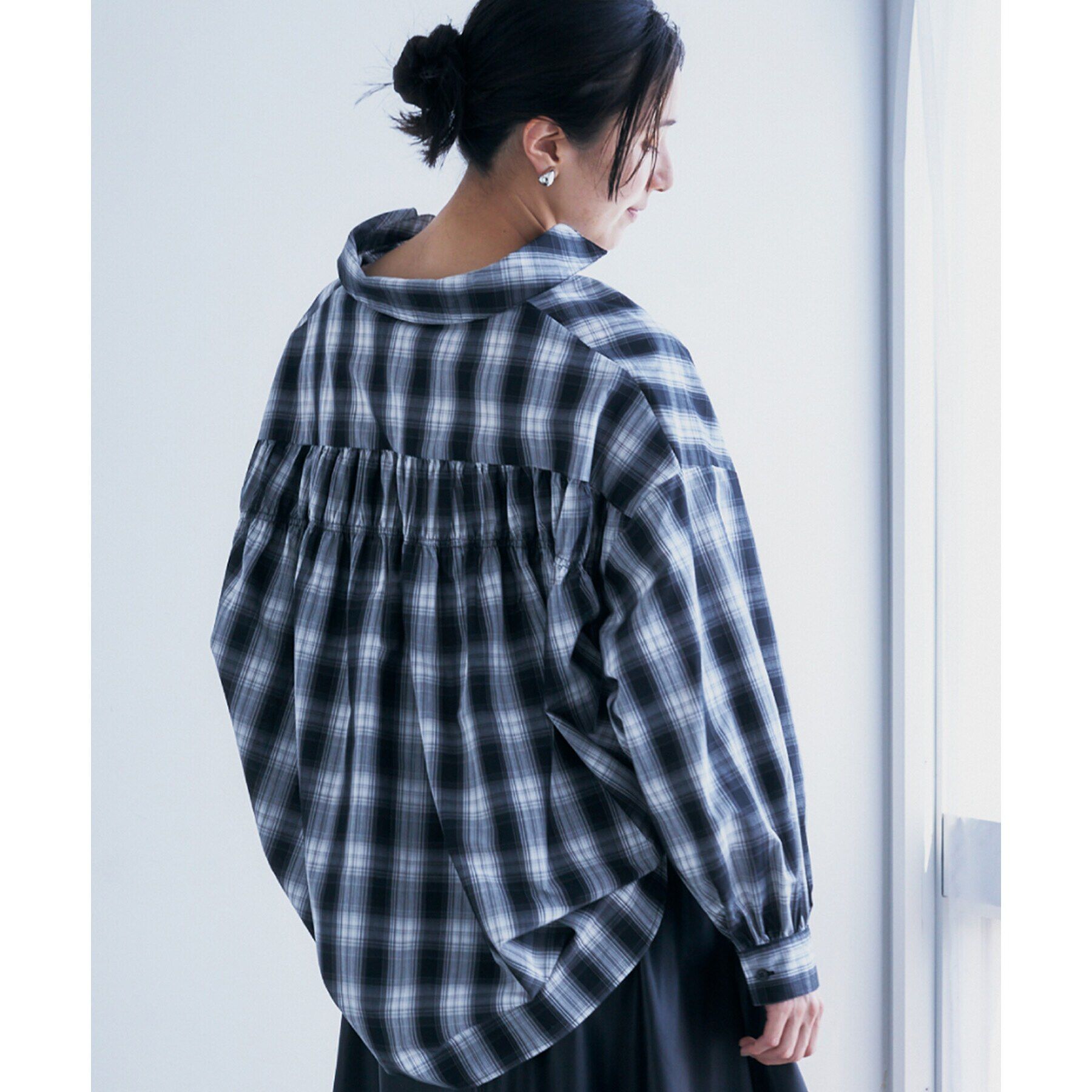 THE SHOP TK「【＠BAILA掲載】バックシャーリングシャツ/魅せる体形カバー服/洗える/ヒルナンデス！で紹介！」|シャツ・ブラウス|