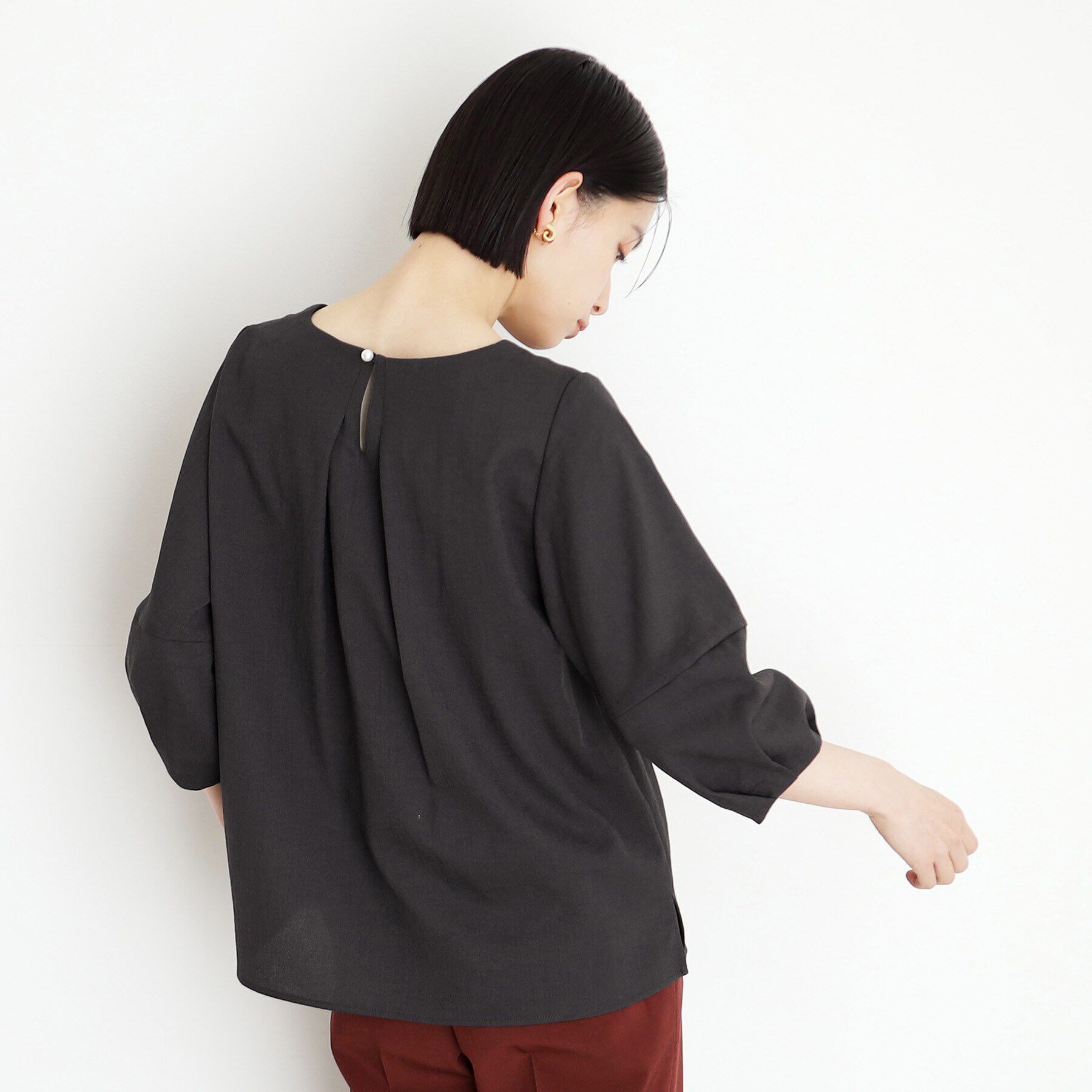 THE SHOP TK「麻調ランタン袖ブラウス【洗える】」|シャツ・ブラウス|