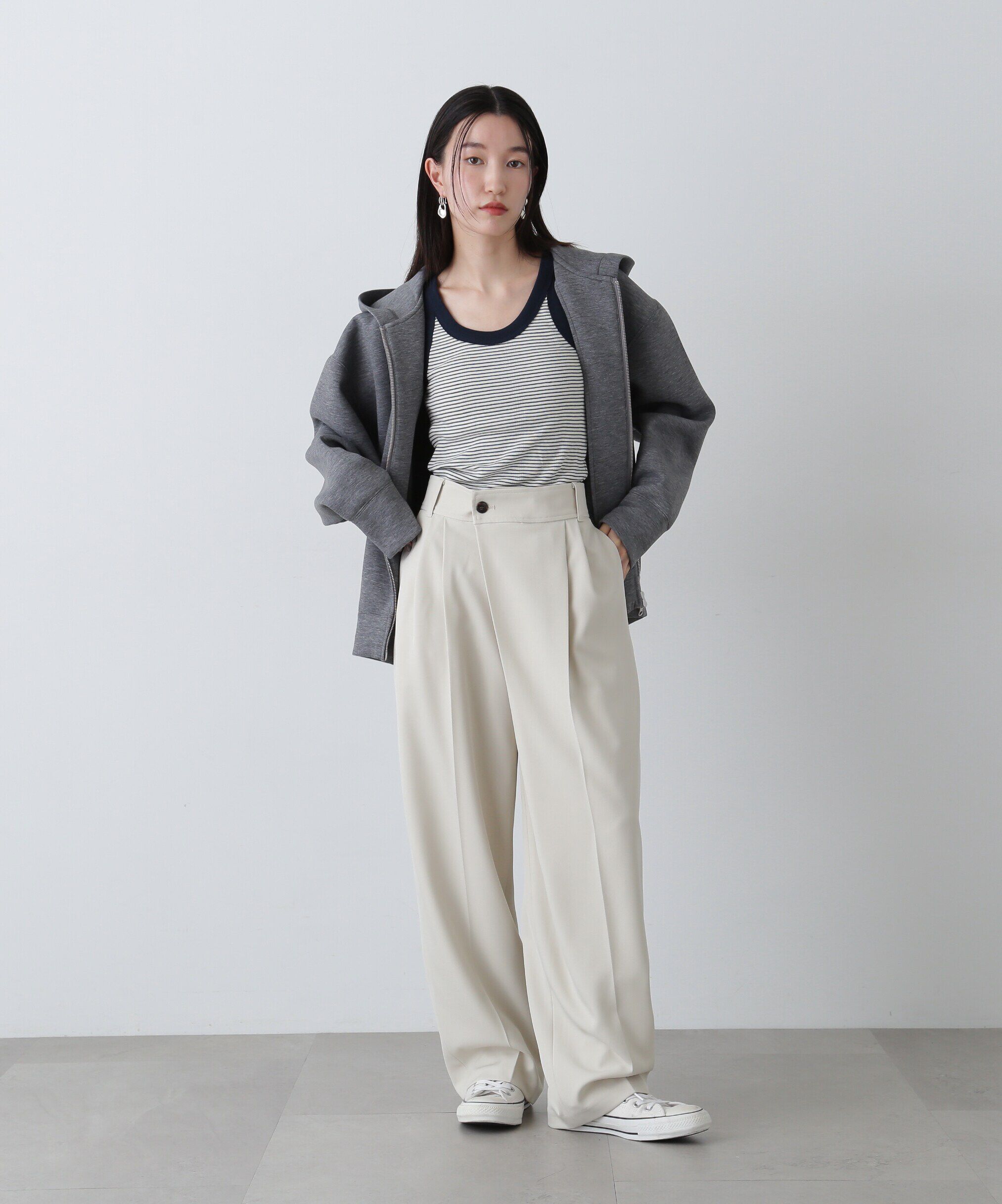  「ダンボールフォルムジップフーディー」|Tシャツ・カットソー|