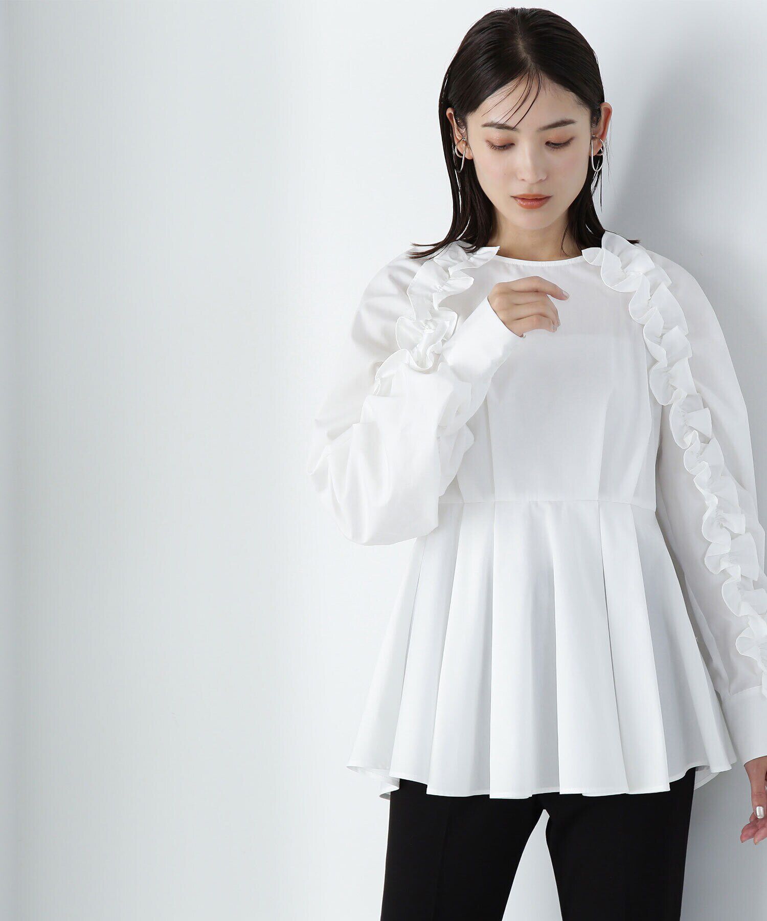  「フリルスリーブペプラムブラウス　24AW」|シャツ・ブラウス|