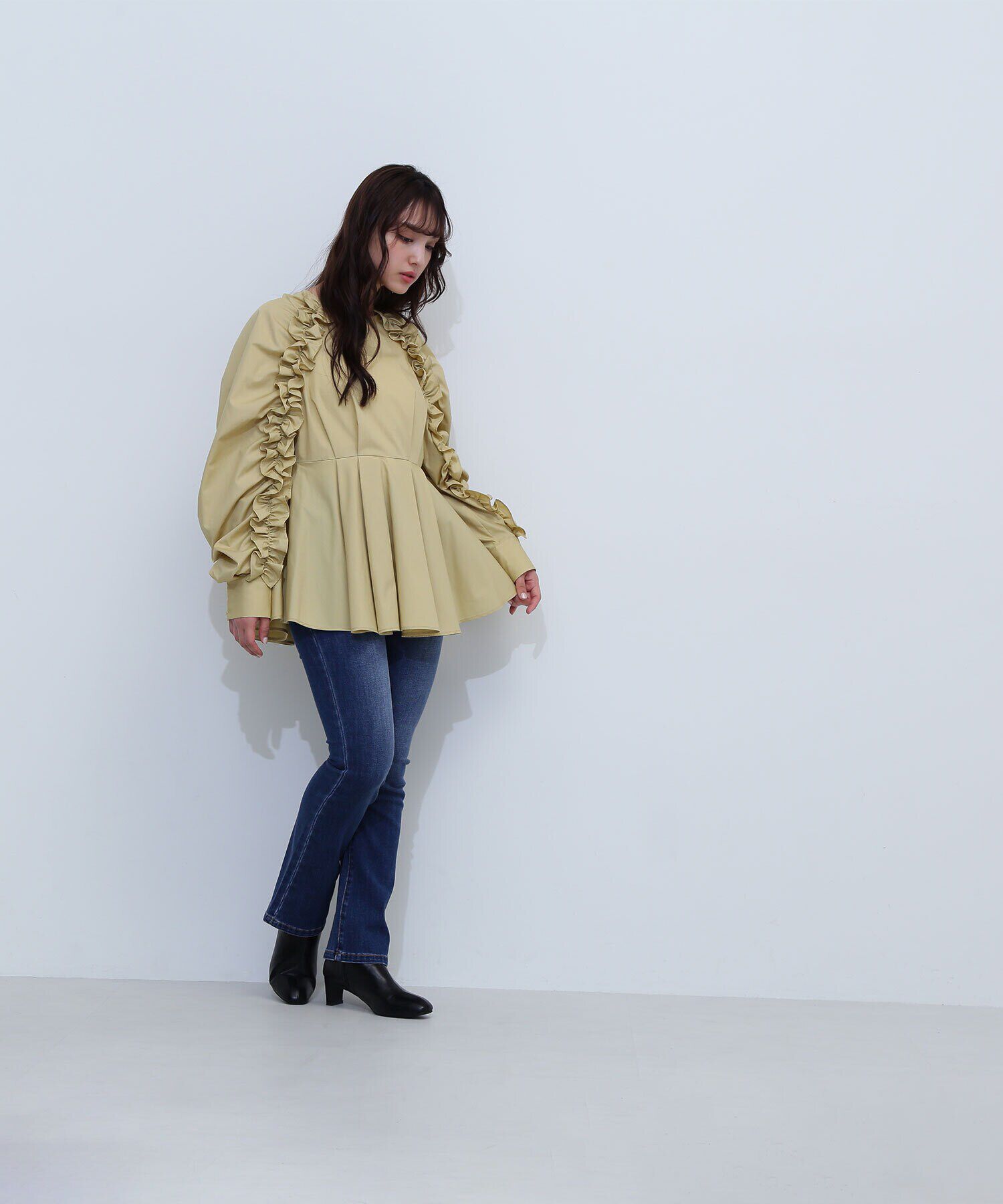  「フリルスリーブペプラムブラウス　24AW」|シャツ・ブラウス|