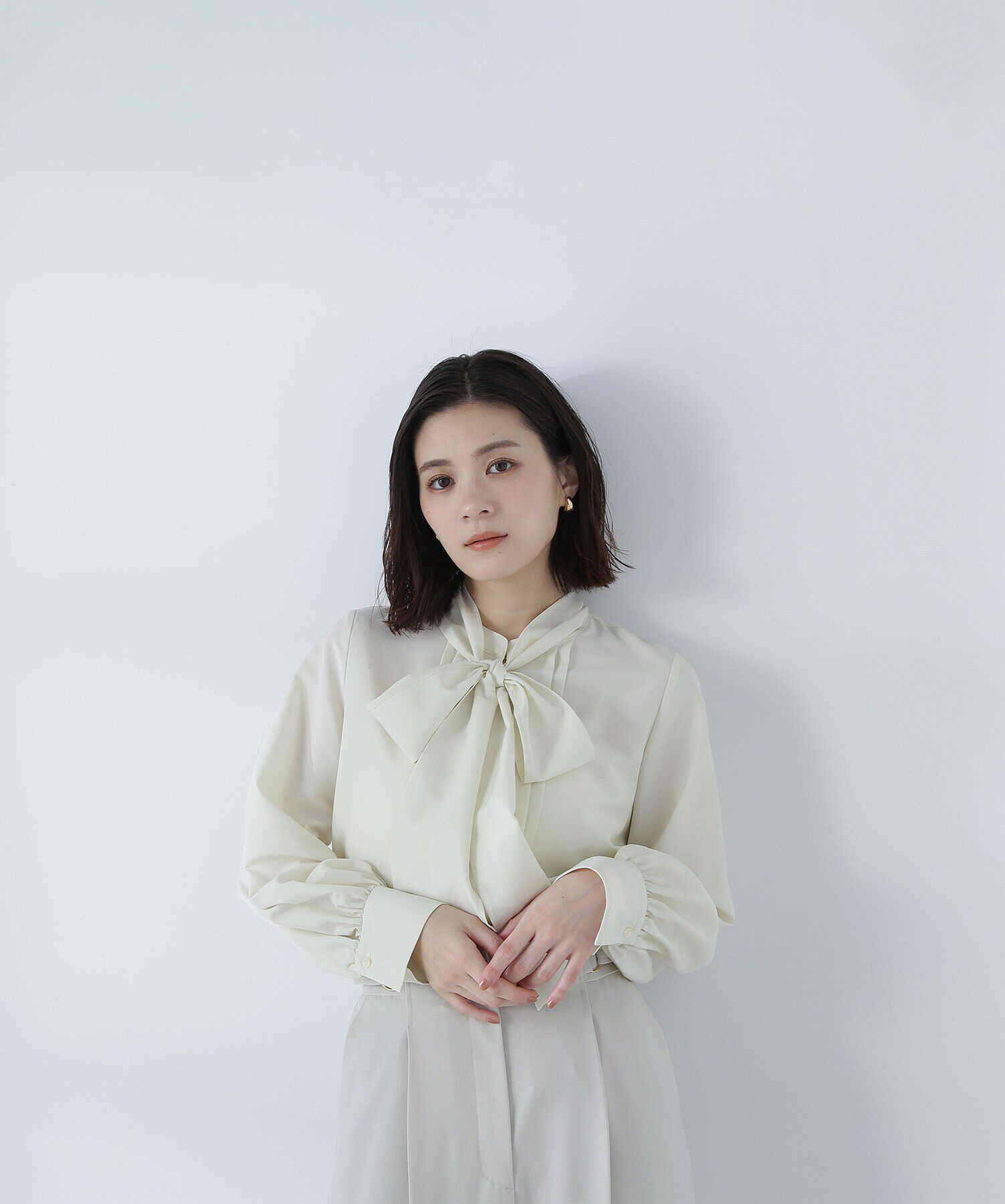  「タイ付デザインタックブラウス」|シャツ・ブラウス|