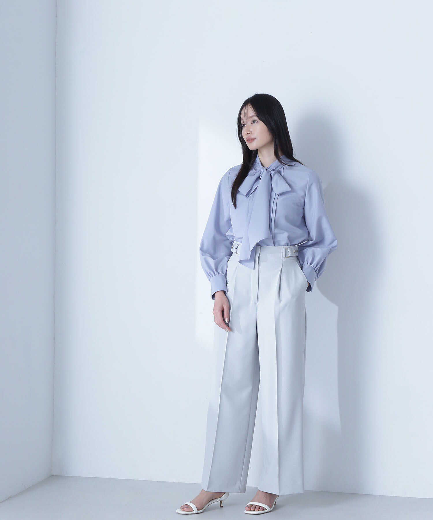  「タイ付デザインタックブラウス」|シャツ・ブラウス|