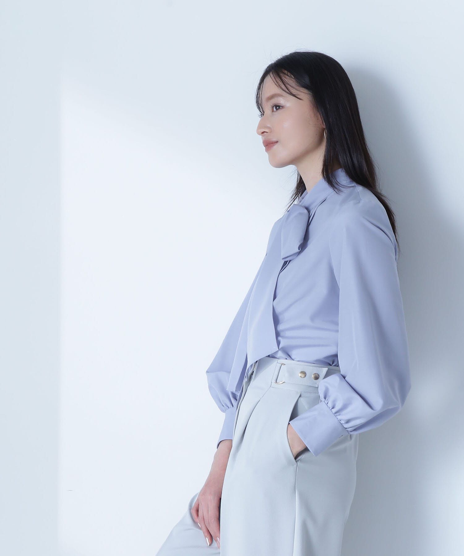  「タイ付デザインタックブラウス」|シャツ・ブラウス|