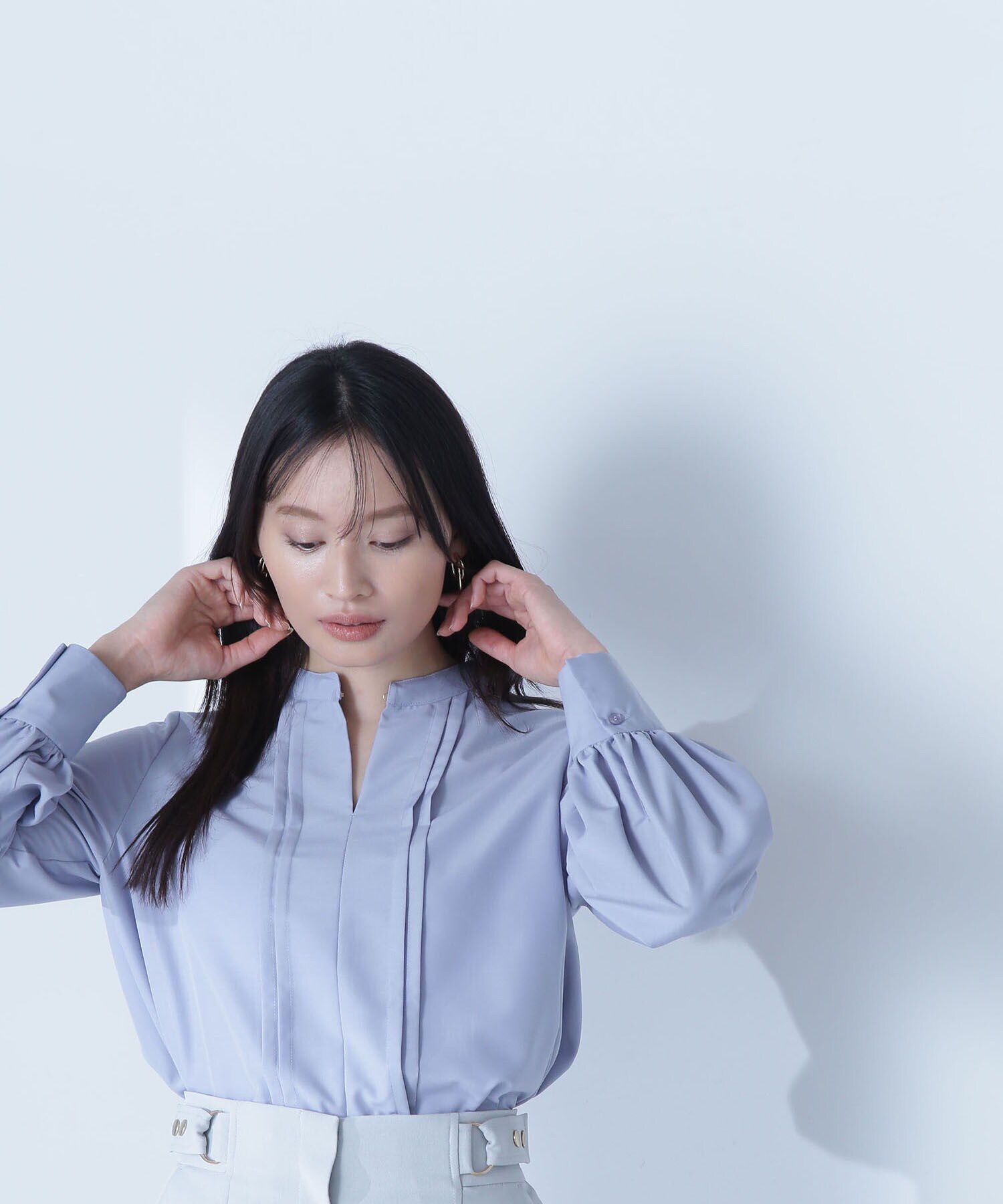  「タイ付デザインタックブラウス」|シャツ・ブラウス|