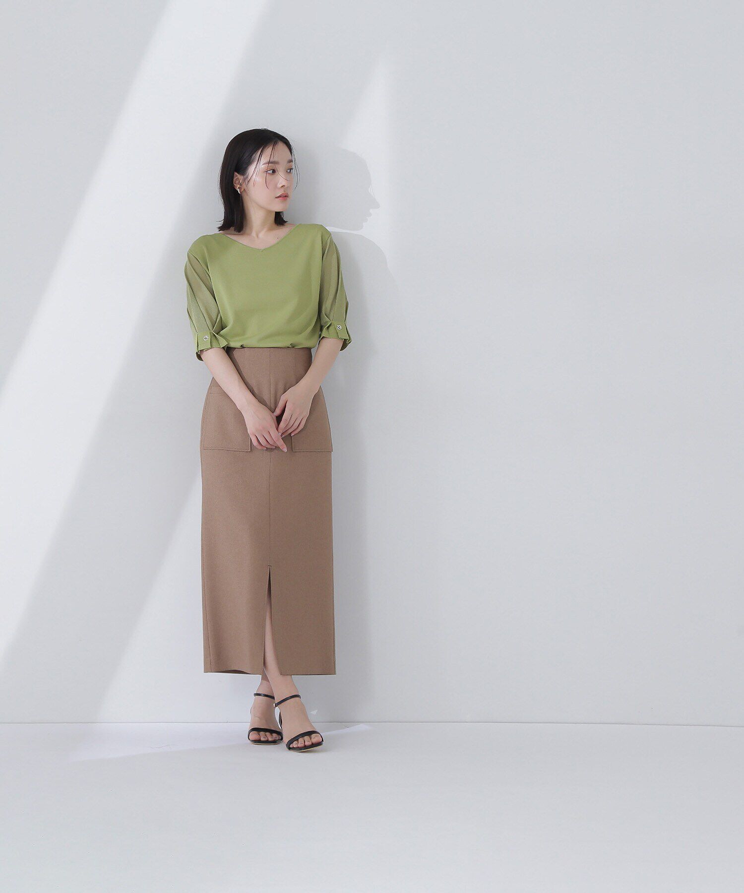  「Vネックハトメシアースリーブニット」|ニット・セーター|