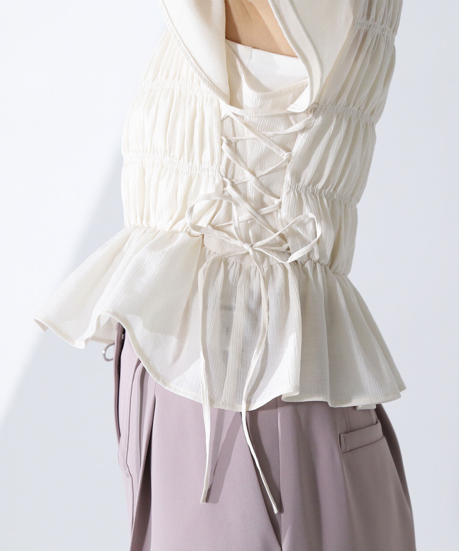  「レースアップフリルシャーリングブラウス」|シャツ・ブラウス|