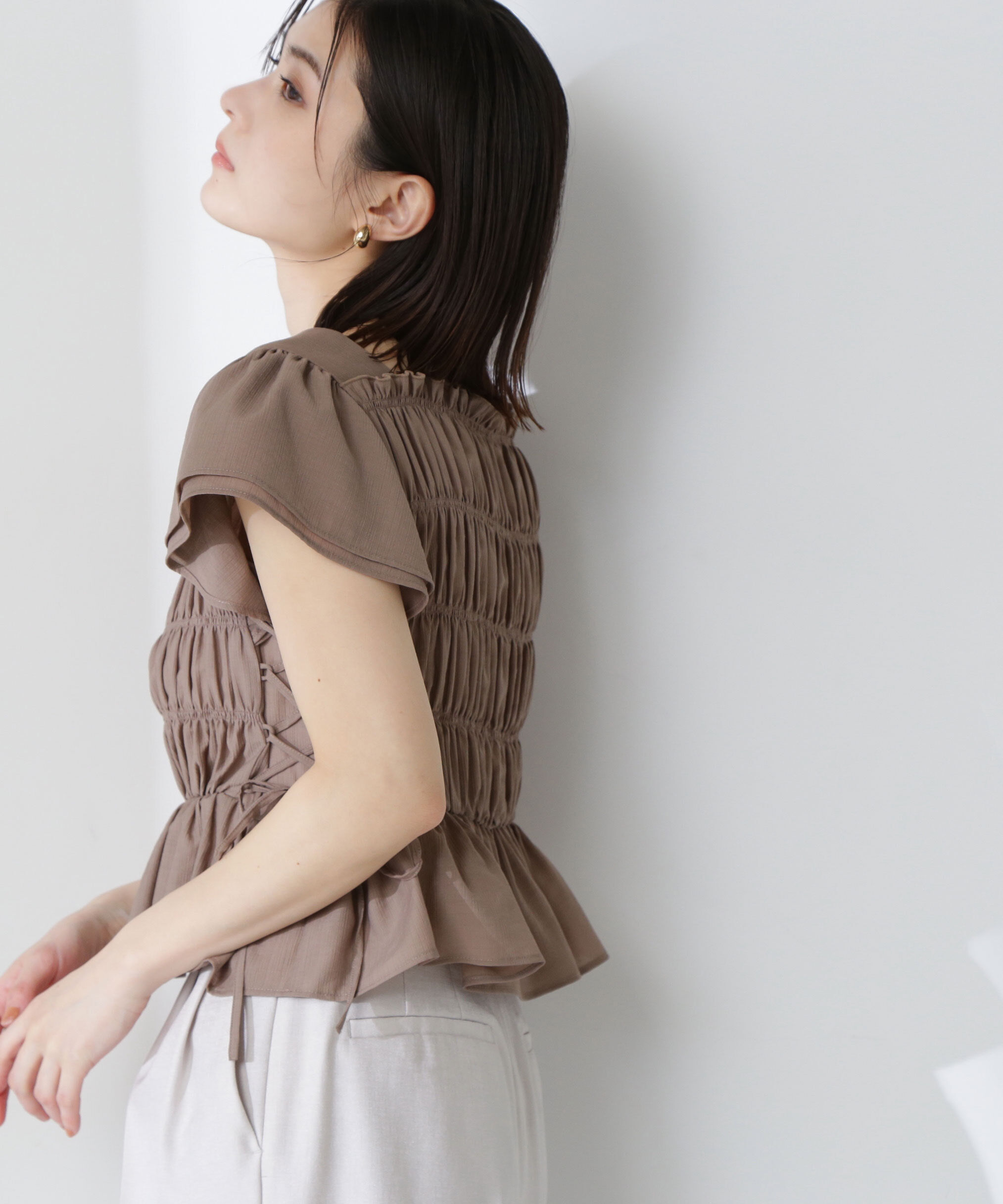  「レースアップフリルシャーリングブラウス」|シャツ・ブラウス|