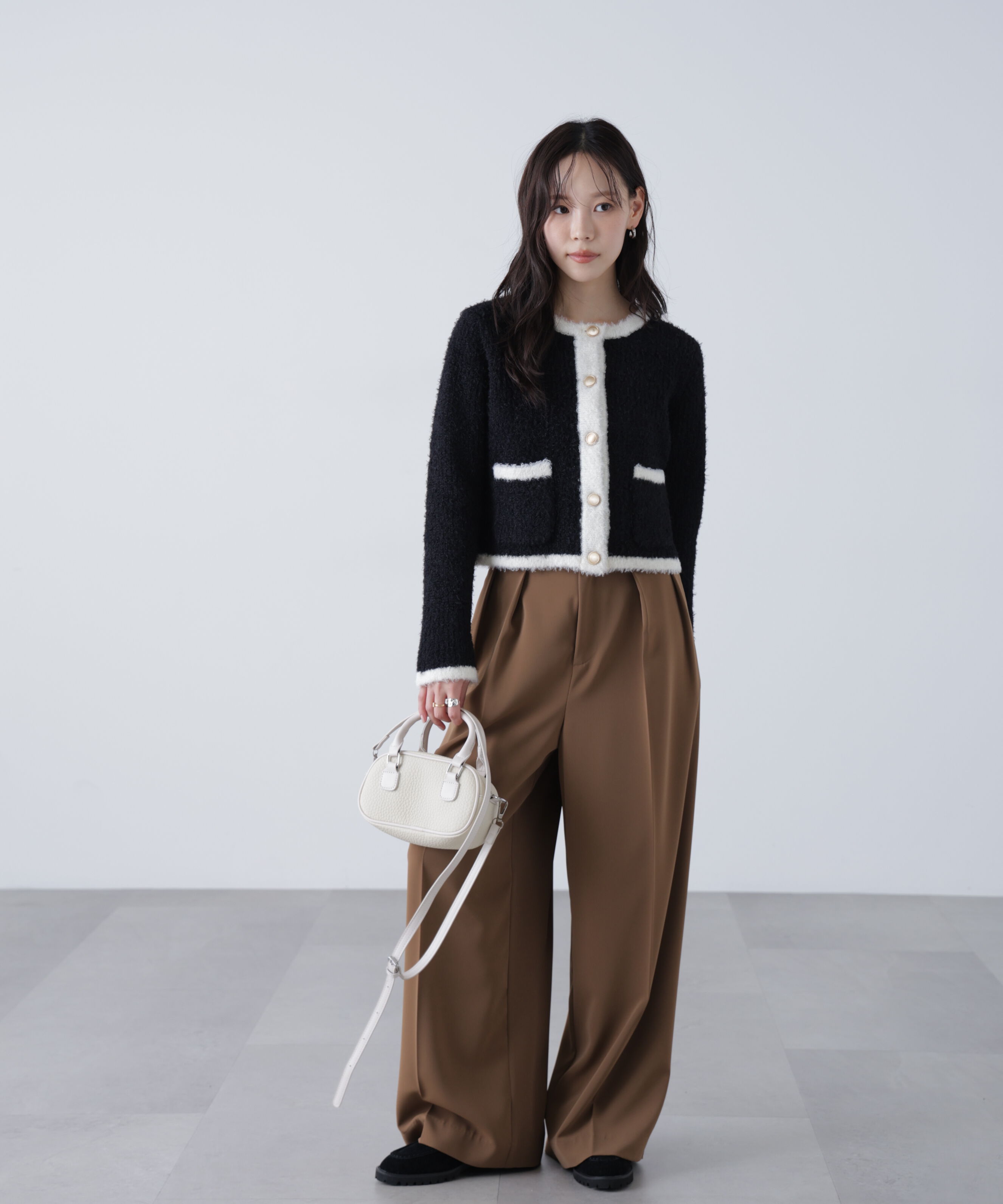  「金ボタンバイカラーニットカーディガン」|ニット・セーター|