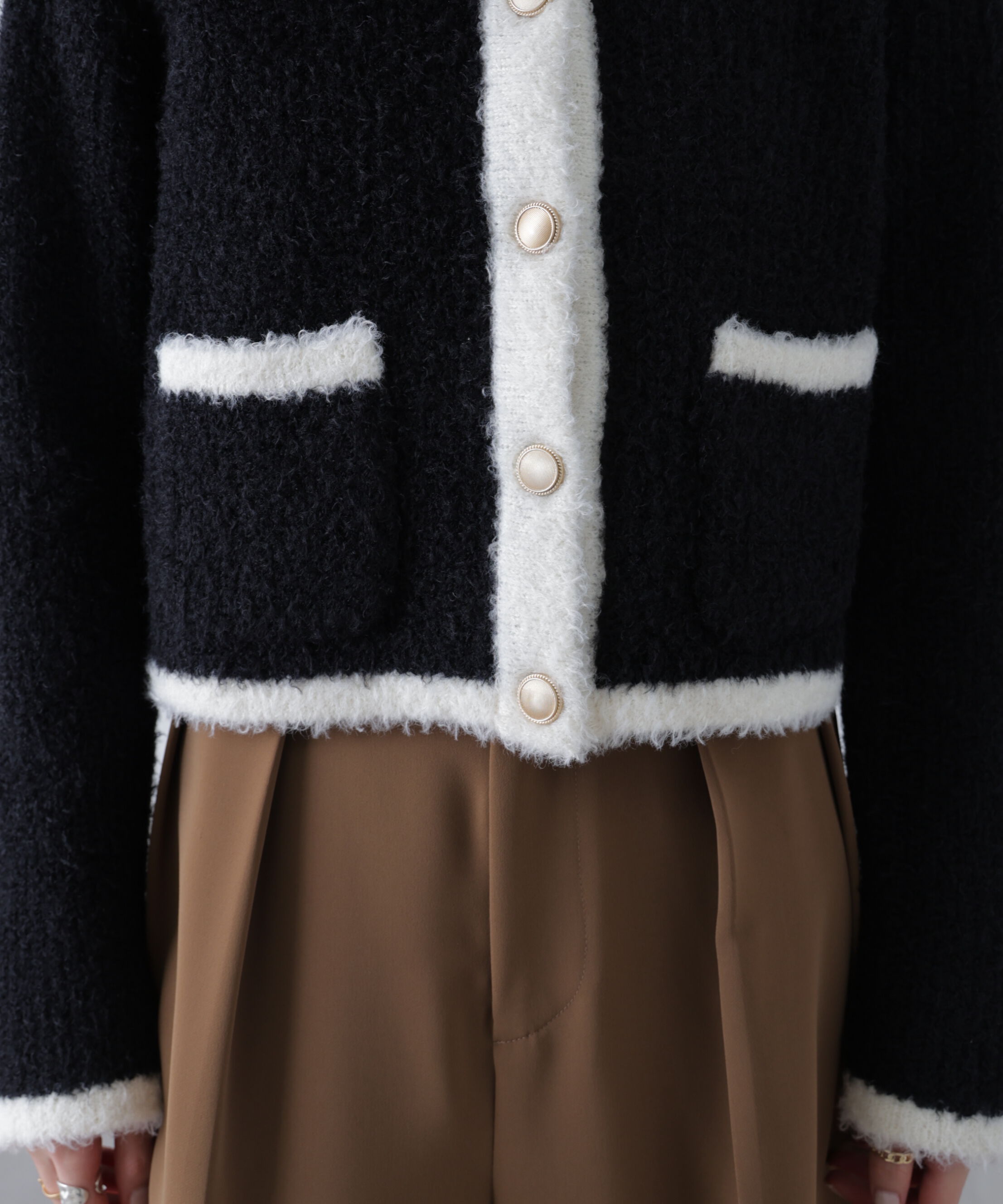  「金ボタンバイカラーニットカーディガン」|ニット・セーター|