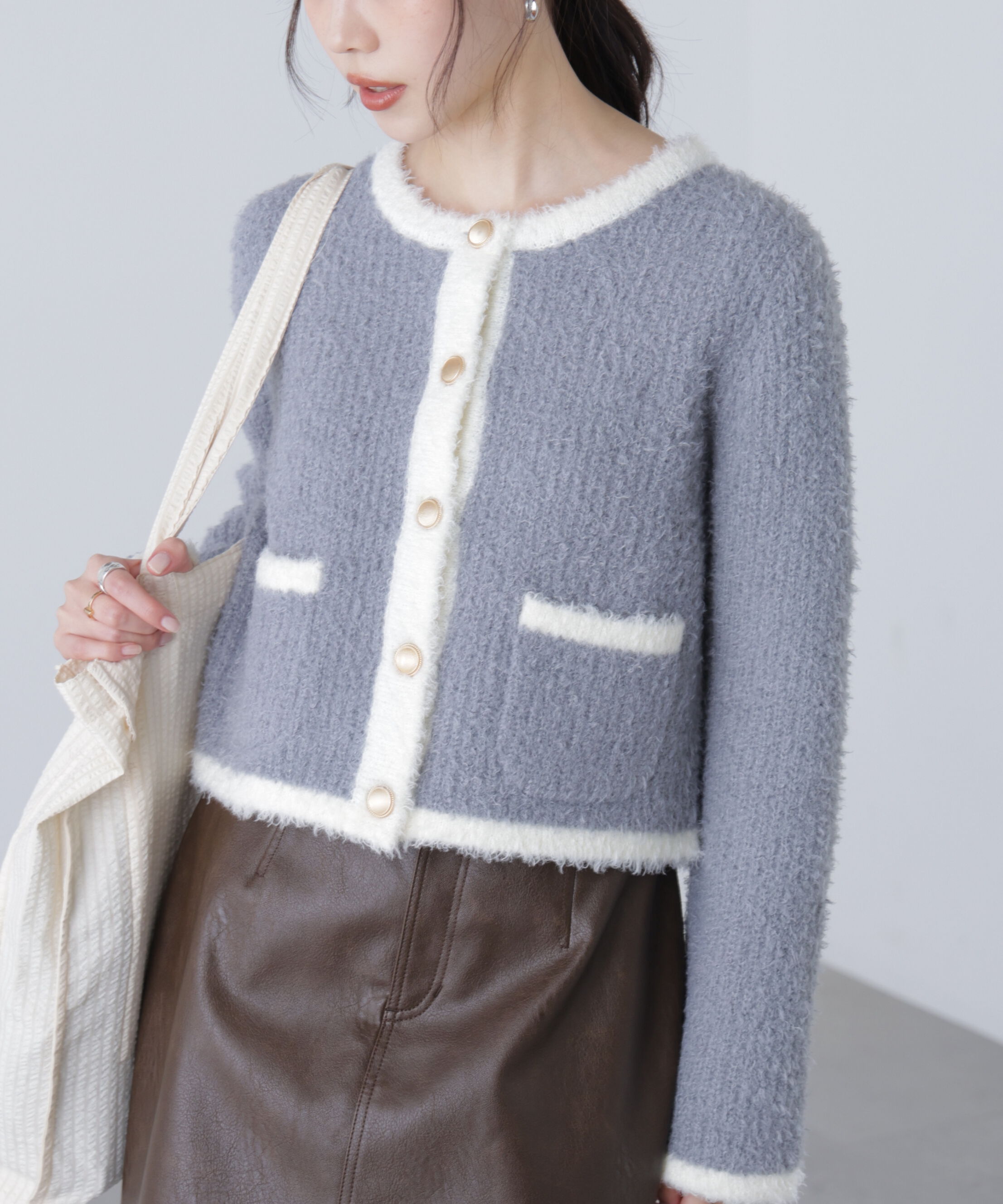  「金ボタンバイカラーニットカーディガン」|ニット・セーター|