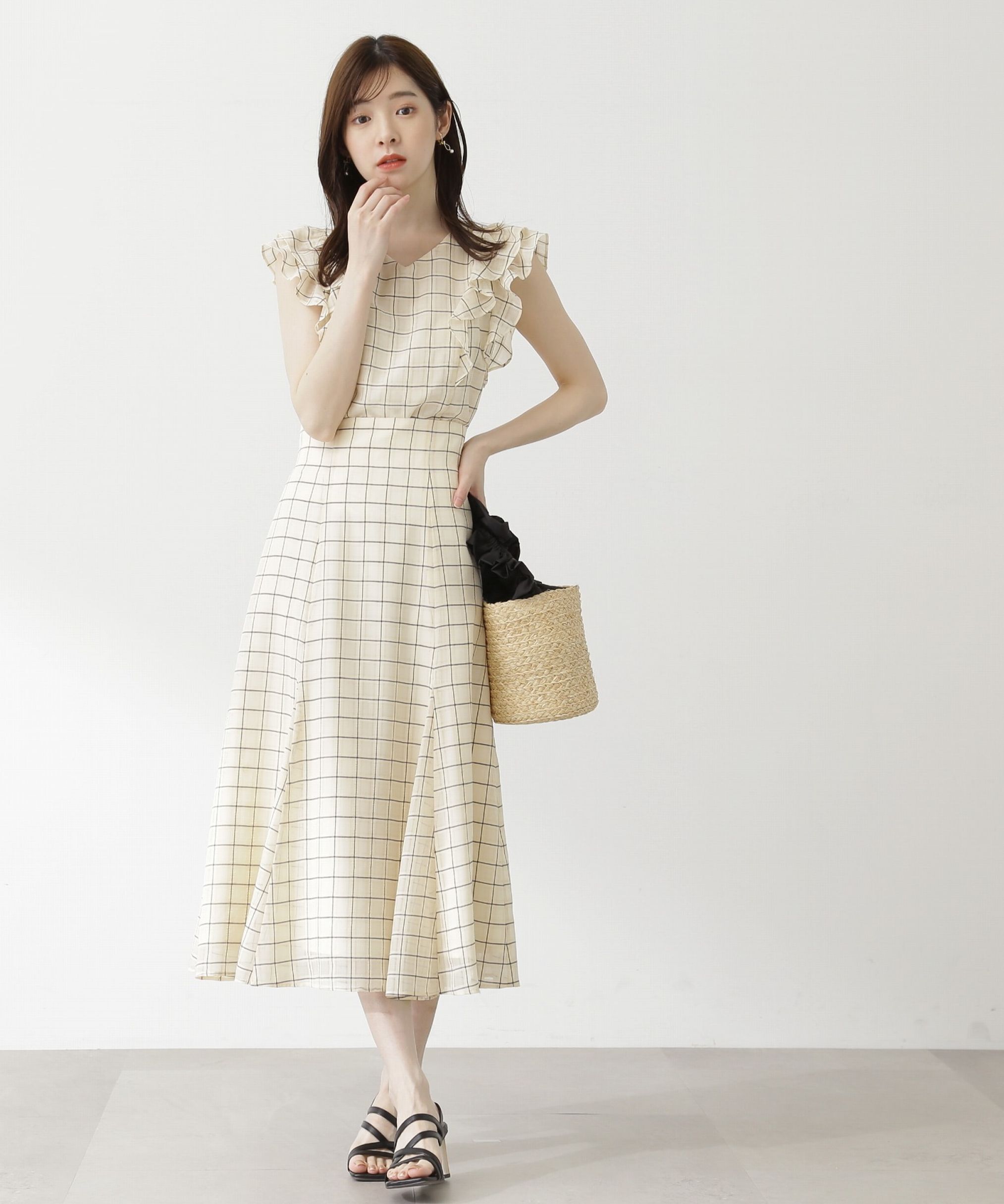 PROPORTION BODY DRESSING「ﾓﾉﾄｰﾝｼｱｰﾁｪｯｸﾗｯﾌﾙﾌﾞﾗｳｽ WEB限定ｶﾗｰ:ﾌﾞﾗｯｸ&times;」|シャツ・ブラウス|