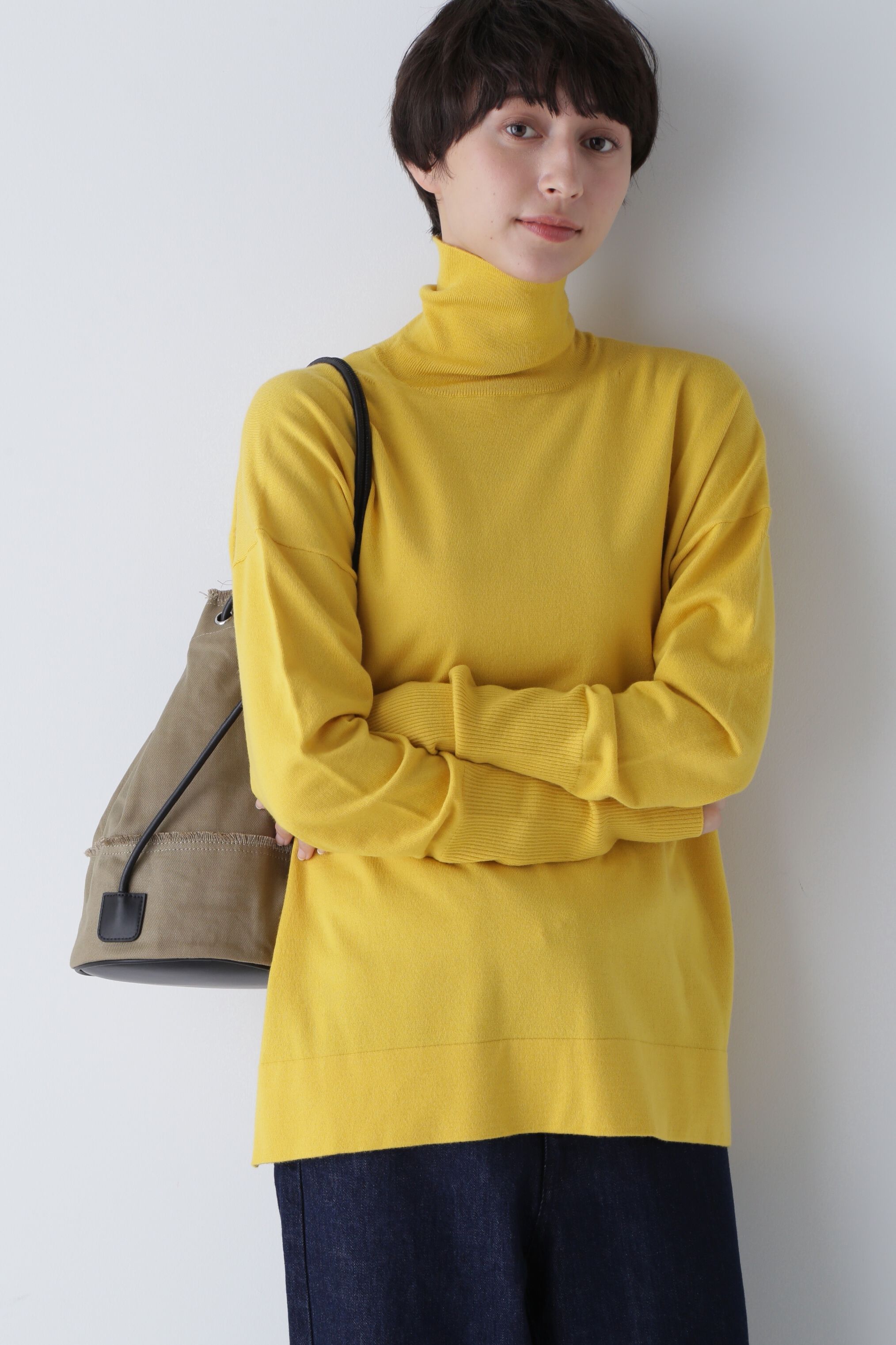  「◆ハイゲージプレーティングタートルネックニット」|ニット・セーター|イエロー