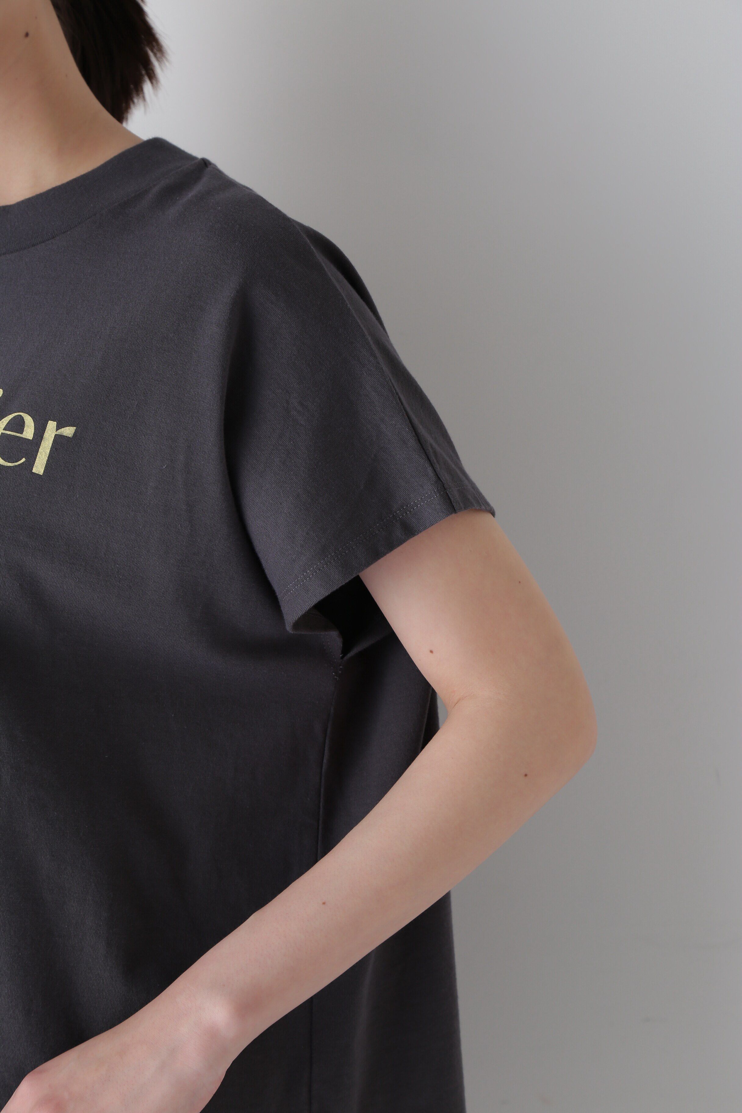  「◆ロゴプリントプレーティングＢＩＧＴシャツ」|Tシャツ・カットソー|