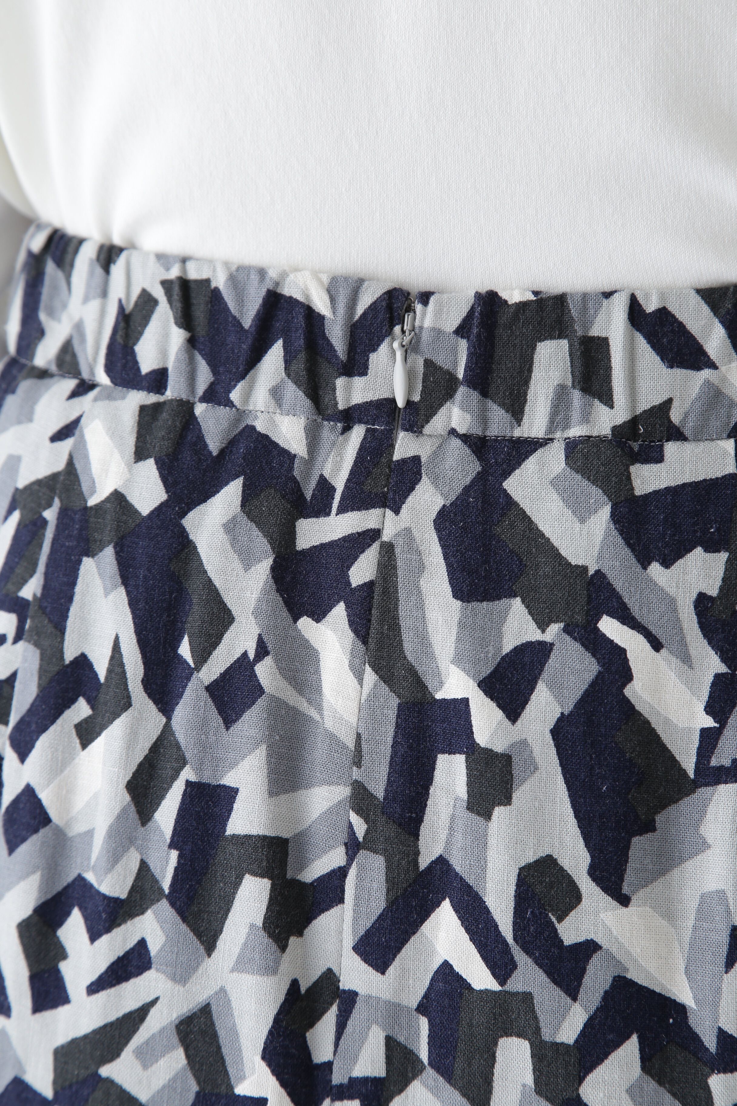  「◆レーヨン麻キャンバスカモジオメトリックＰＴタックコクーンスカート」|スカート|