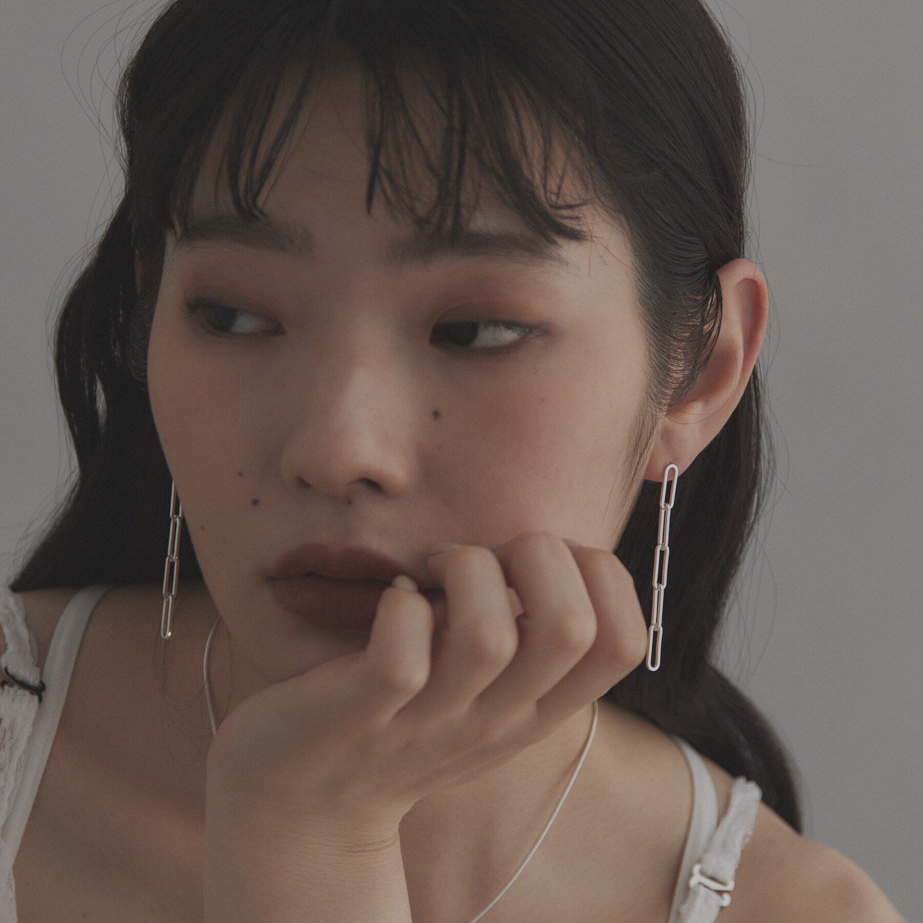 COCOSHNIK ONKITSCH「シルバー チェーンピアス フラットケーブルストレート」|ピアス|