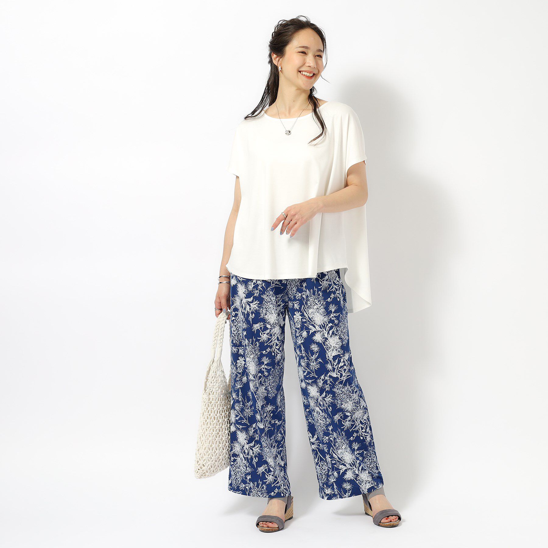 SHOO･LA･RUE「【UV】アウトで決まる とろみラウンドヘム半袖トップス」|Tシャツ・カットソー|