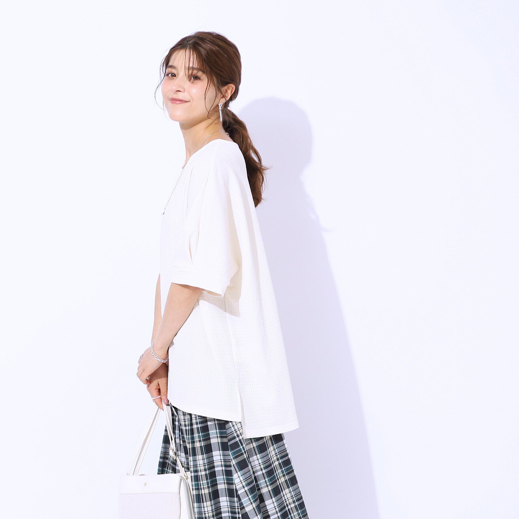 SHOO･LA･RUE「【涼やかリラクシー】アウトで決まる 5分袖ドルマントップス」|Tシャツ・カットソー|