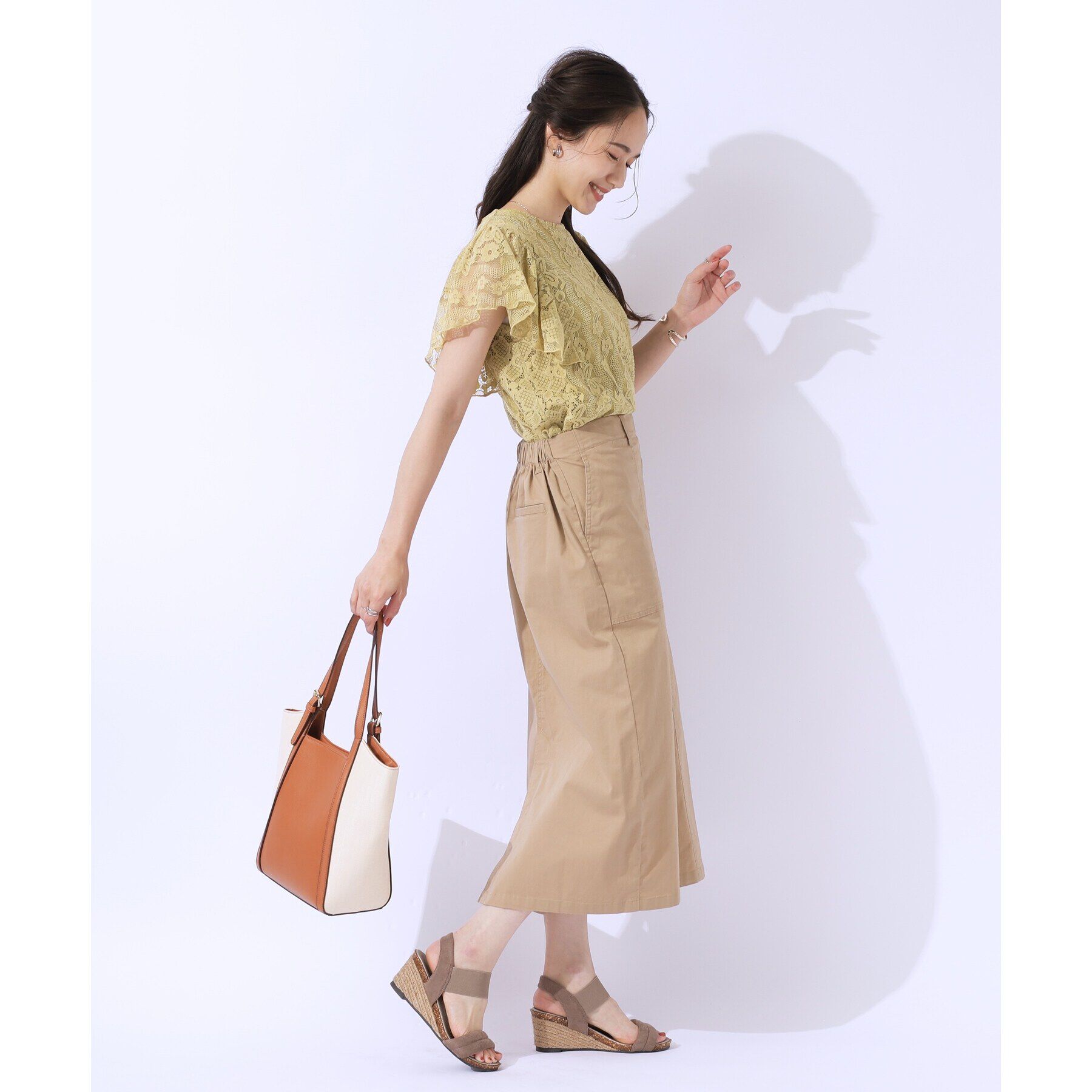 SHOO･LA･RUE「【無理せずキレイ】ブラウス見え お袖フリルレーストップス」|Tシャツ・カットソー|