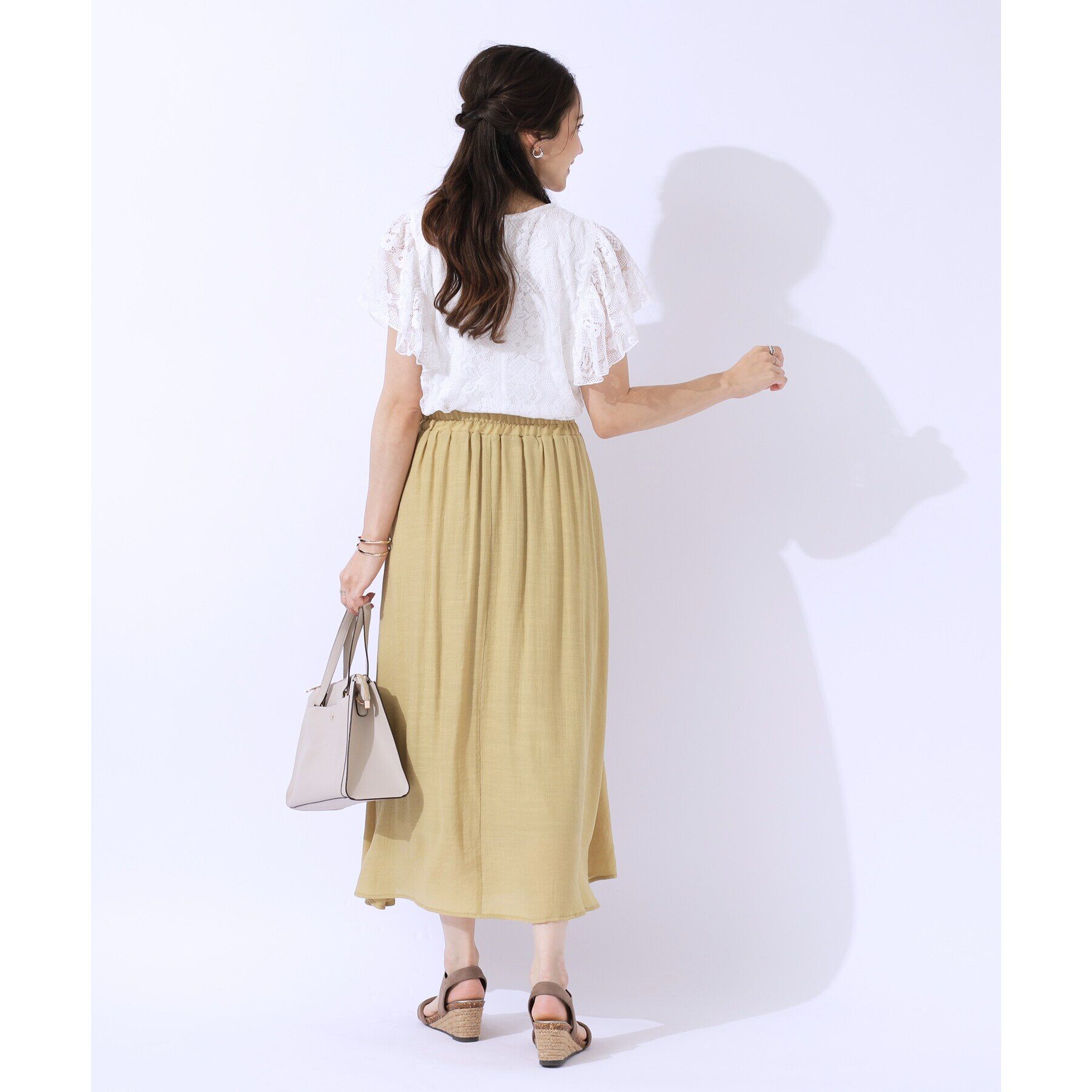 SHOO･LA･RUE「【無理せずキレイ】ブラウス見え お袖フリルレーストップス」|Tシャツ・カットソー|