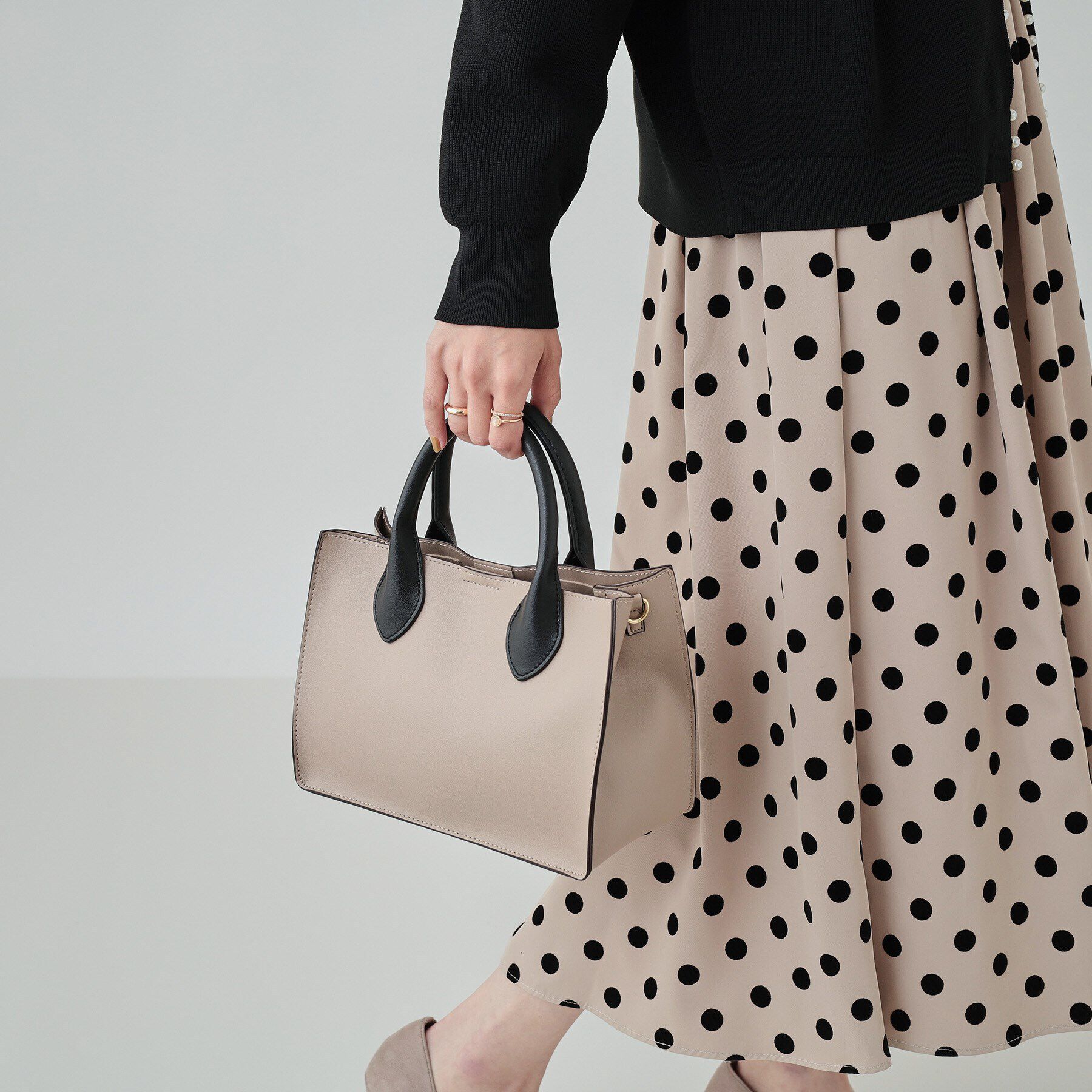 SHOO･LA･RUE「【2WAY】きれいめコーデに 一枚革風スクエアトートバッグ」|トートバッグ|