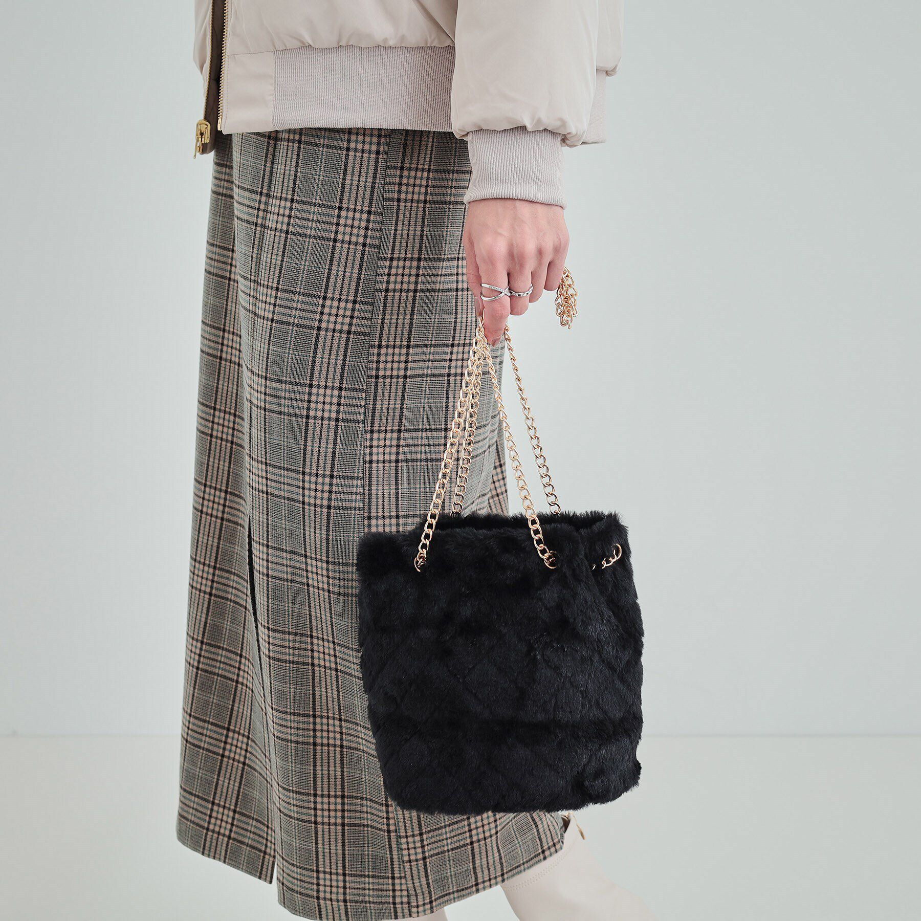 SHOO･LA･RUE「フェイクファーキルトショルダー」|ショルダー・メッセンジャー|