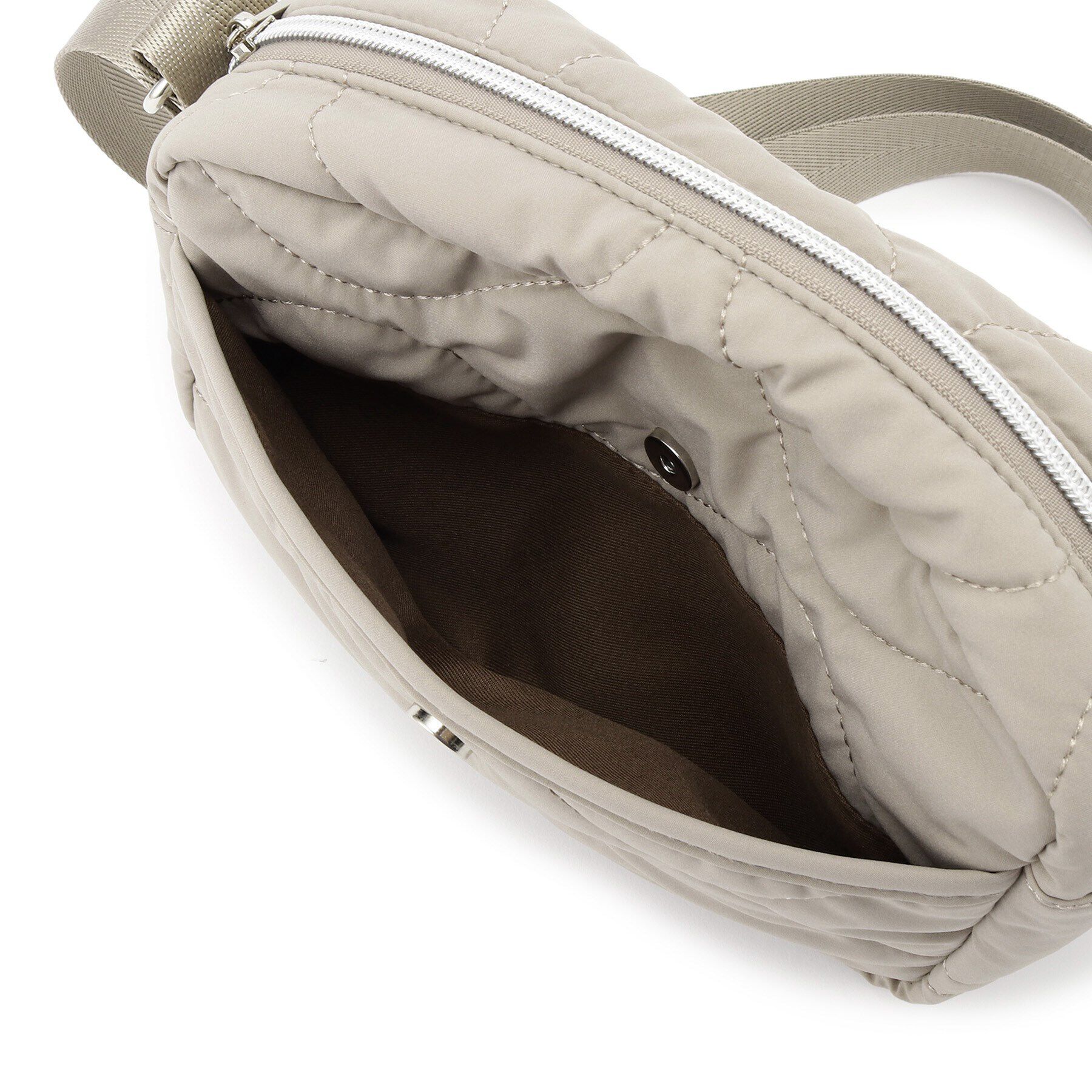 SHOO･LA･RUE「レジャーや旅行にも キルトスクエアショルダーバッグ」|ショルダー・メッセンジャー|