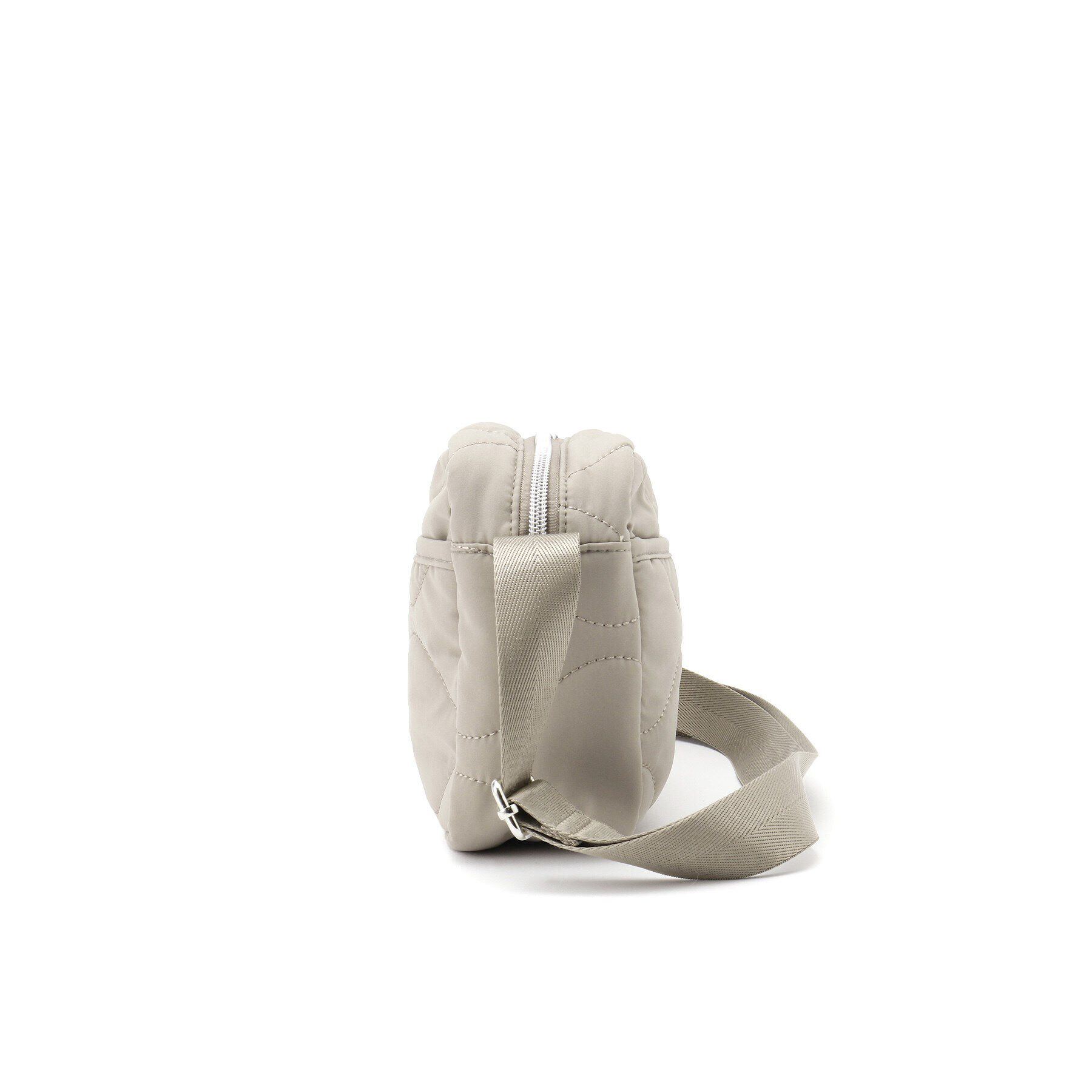 SHOO･LA･RUE「レジャーや旅行にも キルトスクエアショルダーバッグ」|ショルダー・メッセンジャー|